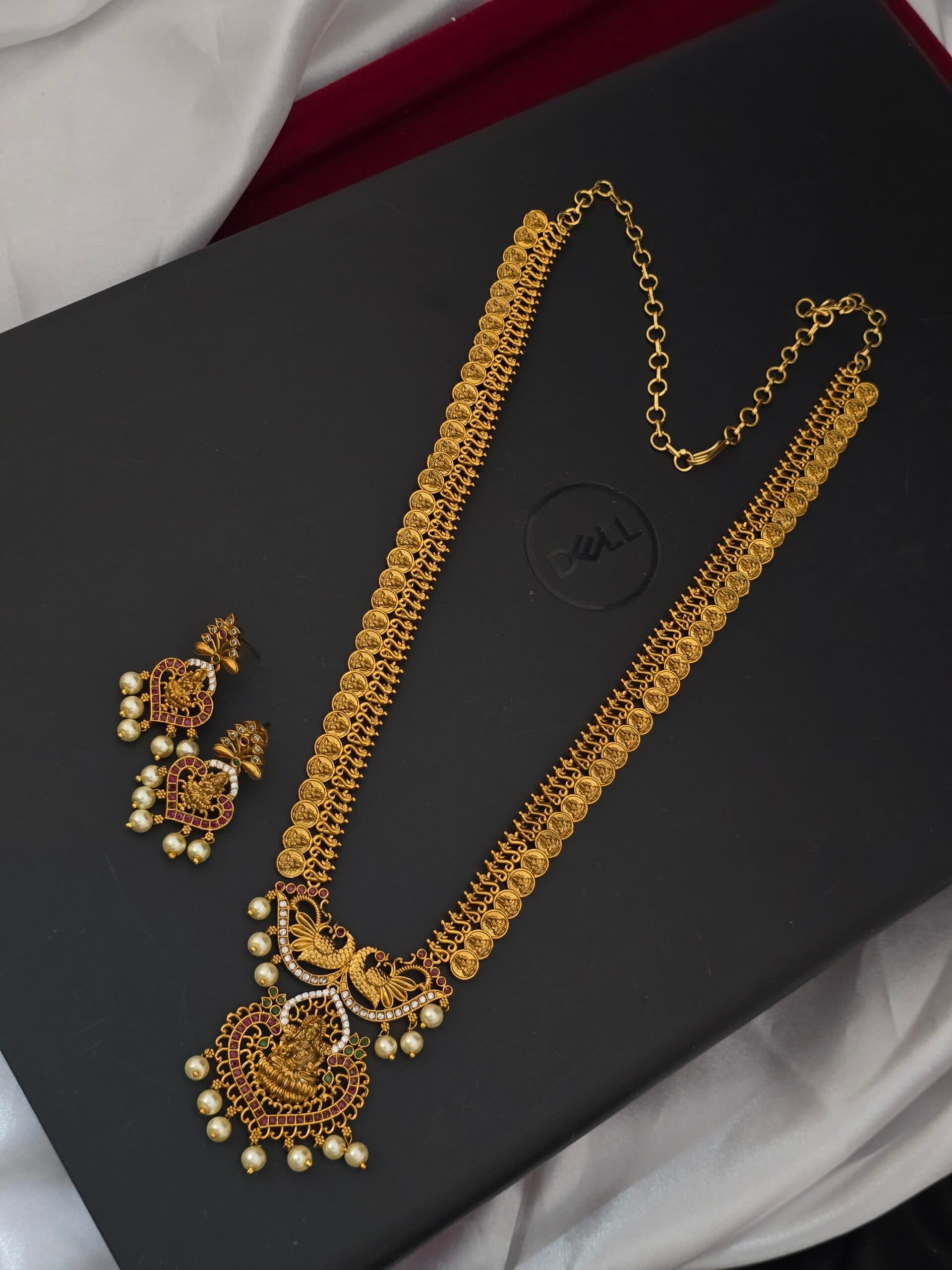 Premium matt lakshmi haram with earings
