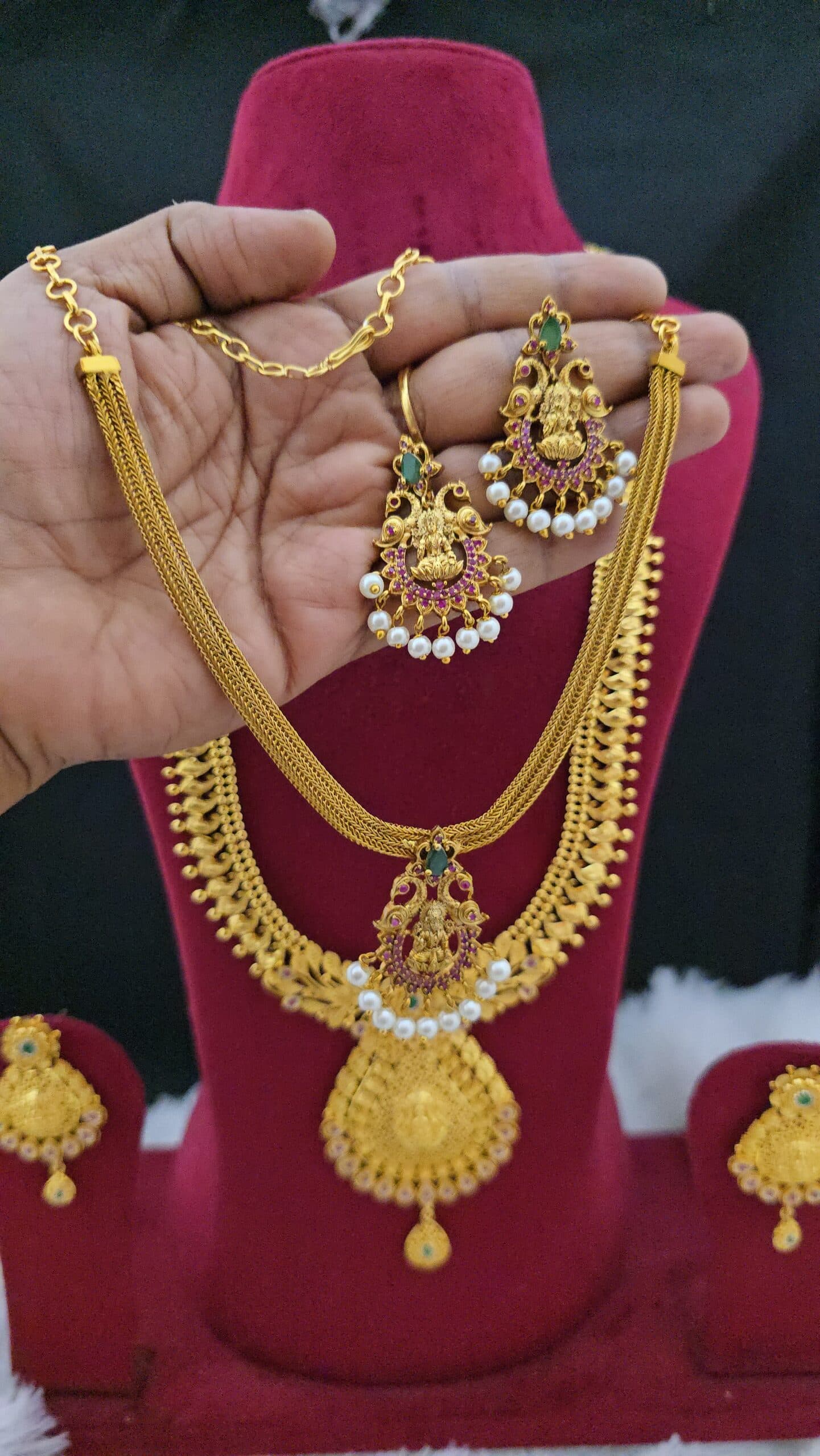 Premium matt thickline lakshmi necklace