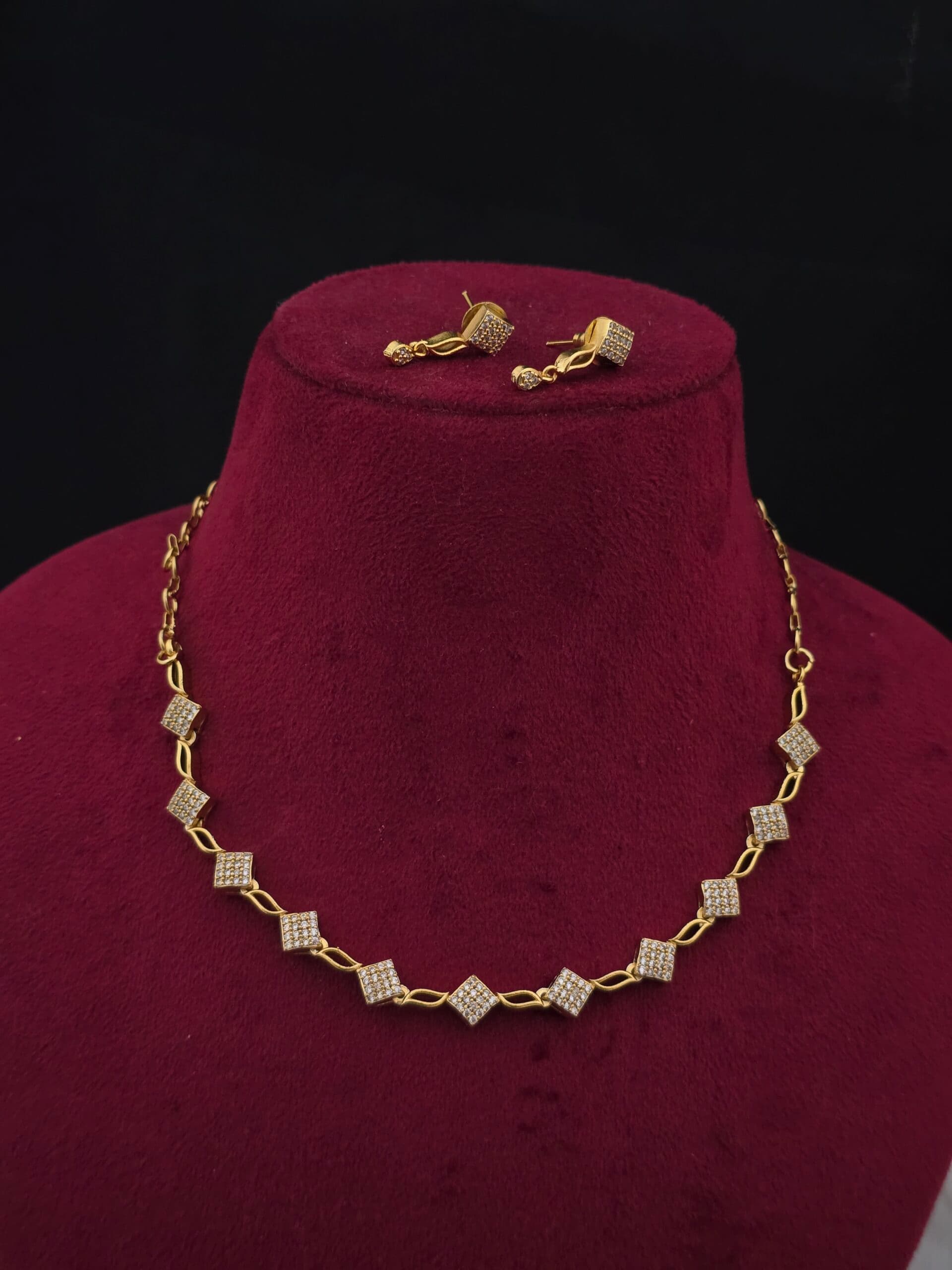Premium matt ad stone necklace with earing