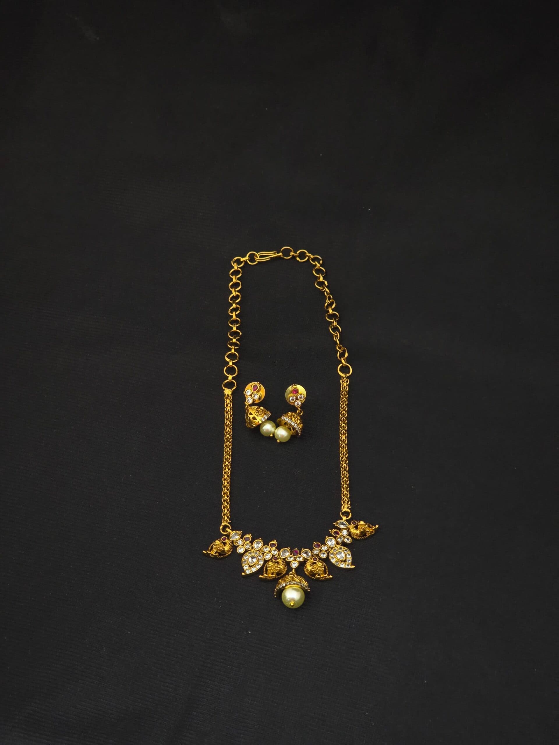 Premium matt necklace with earings