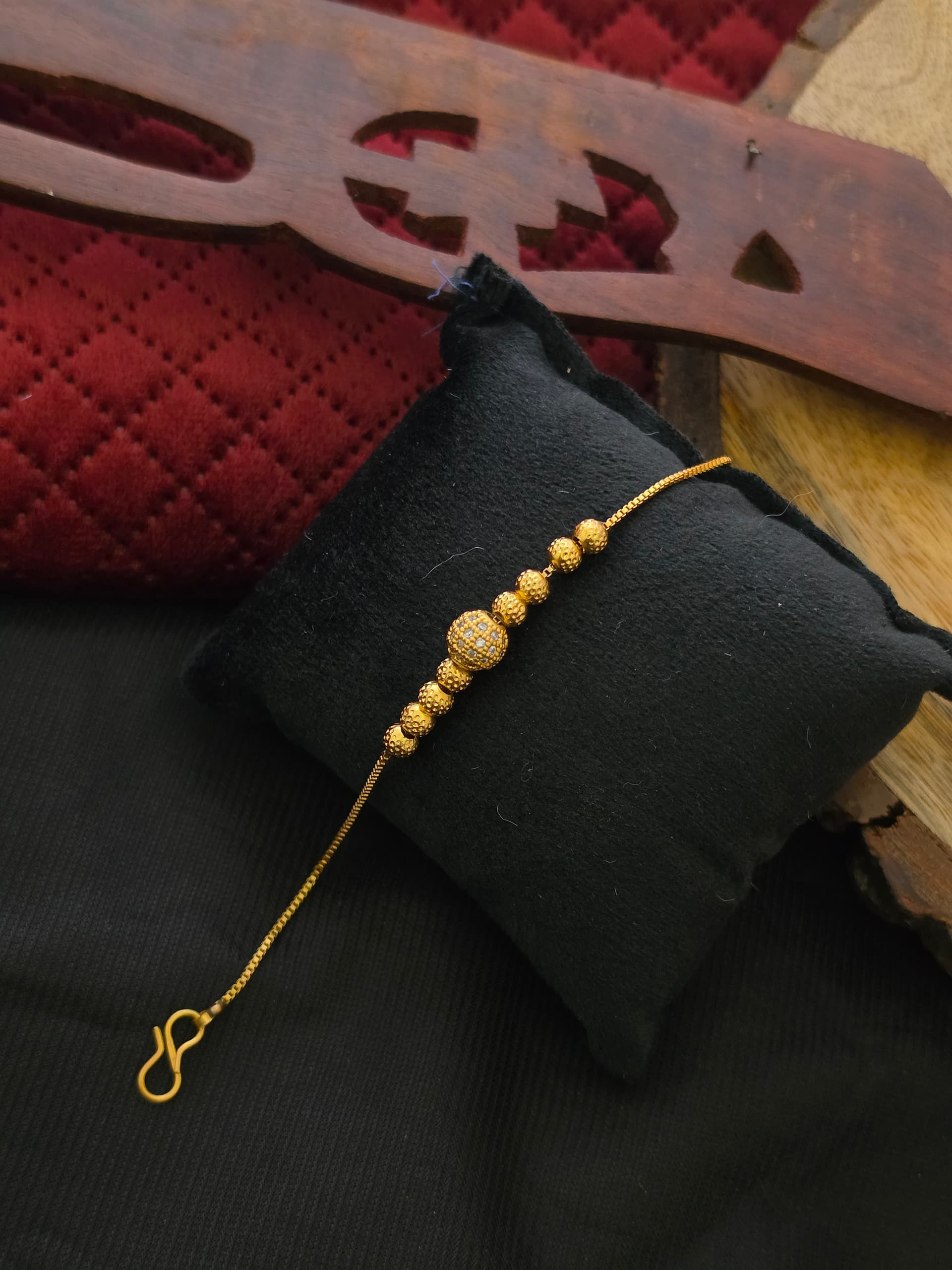 Premium impon ad stone ball bracelet