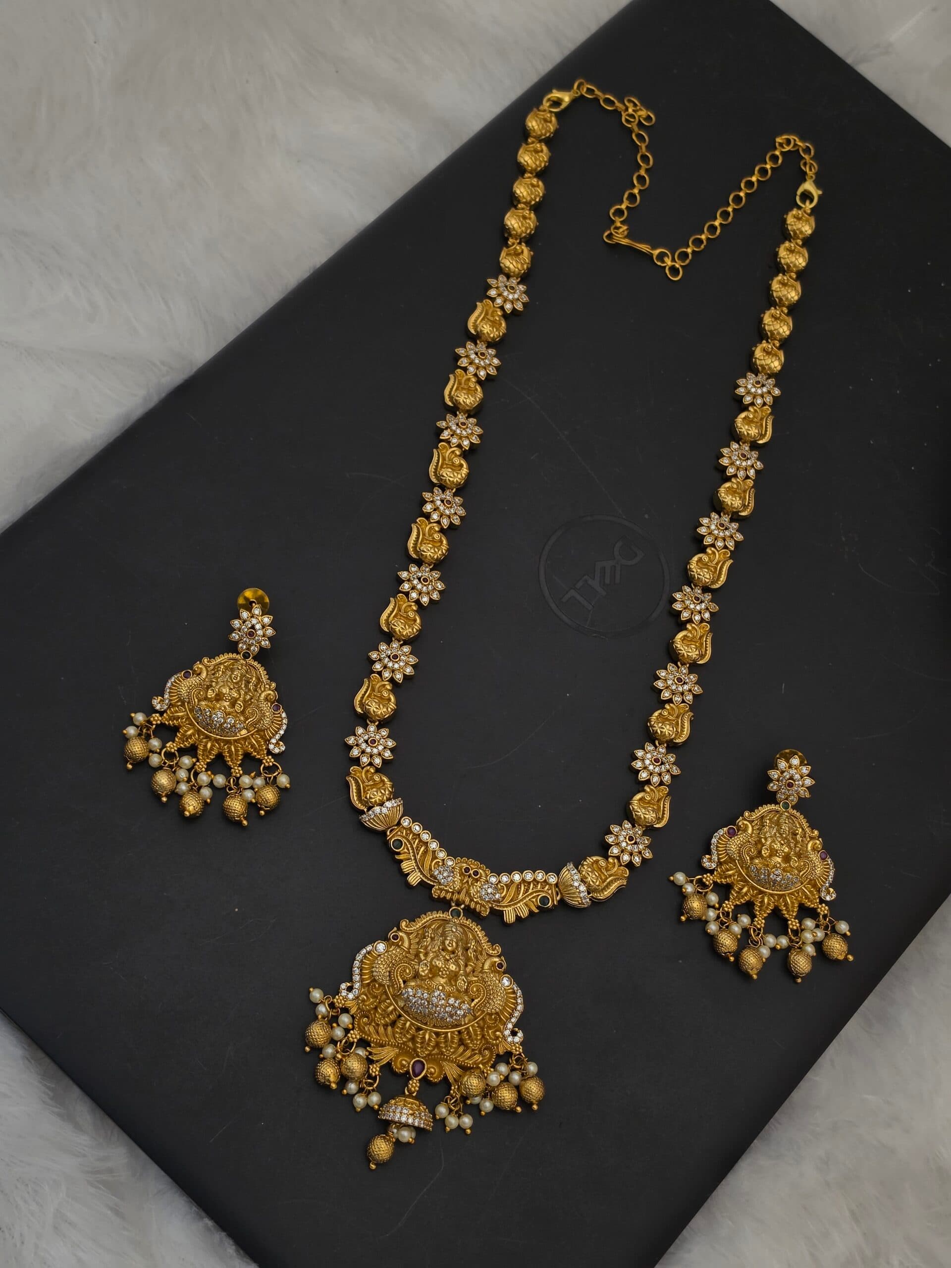 Premium lakshmi matt ad stone haram with studs 