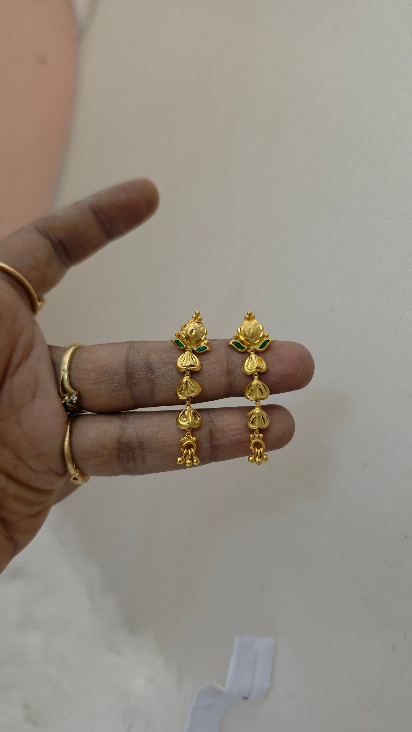 Premium foaming enamel chain drops earing.