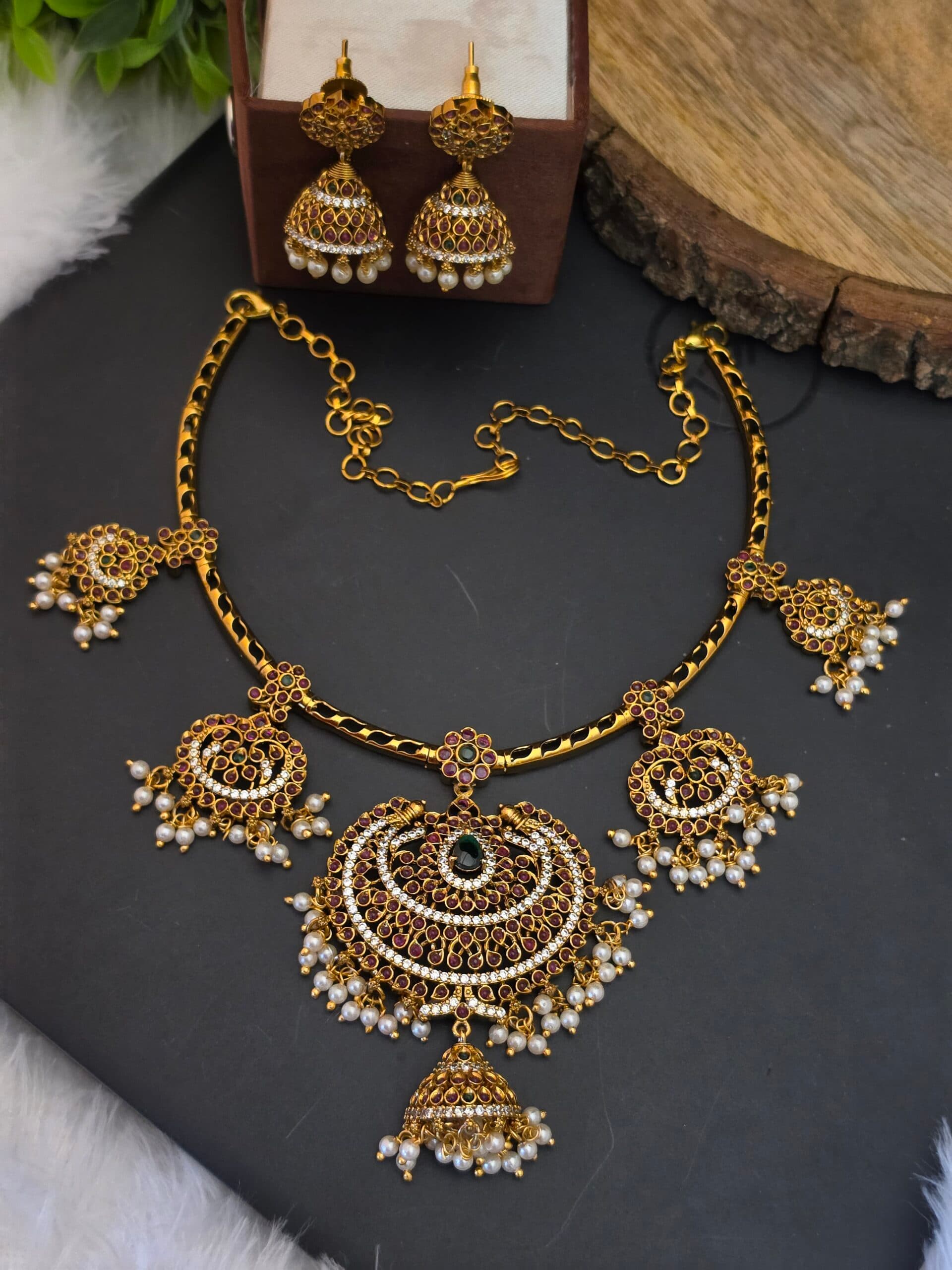 Premium matt kemp ad stone necklace with jhumka