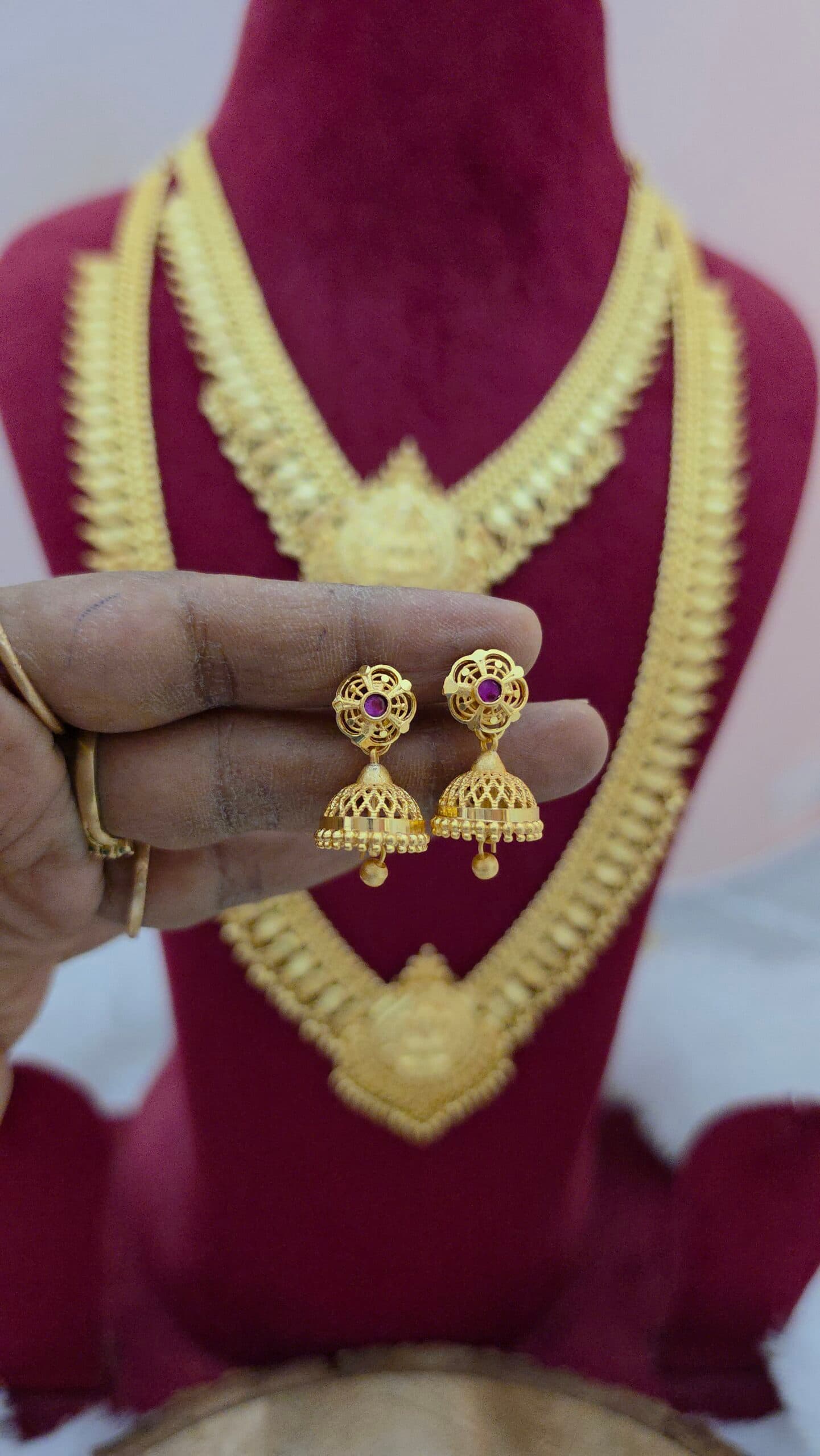 Premium foaming ad stone detachable jhumka
