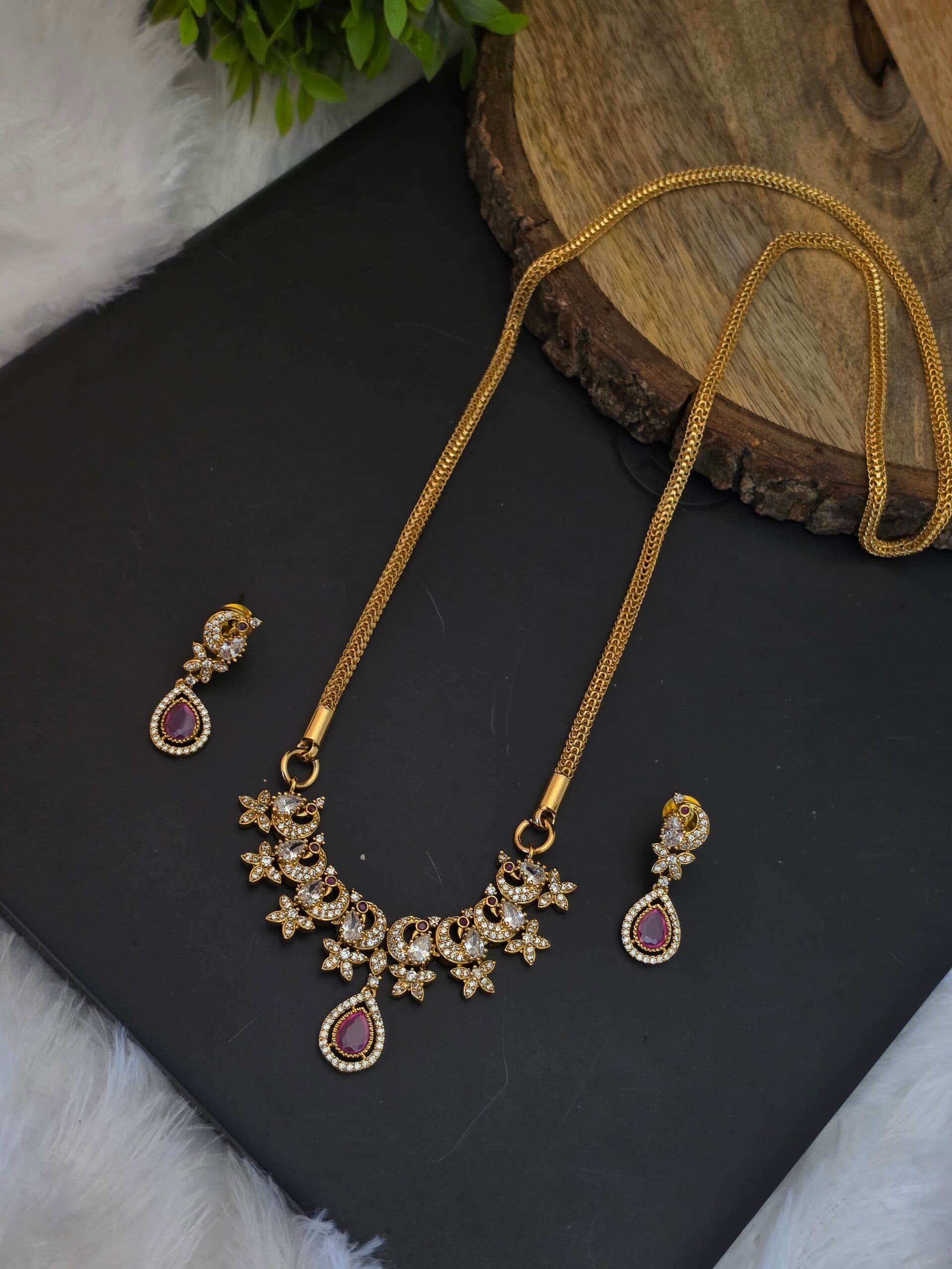 Premium foaming ad stone 28 inch ruby dollar chain