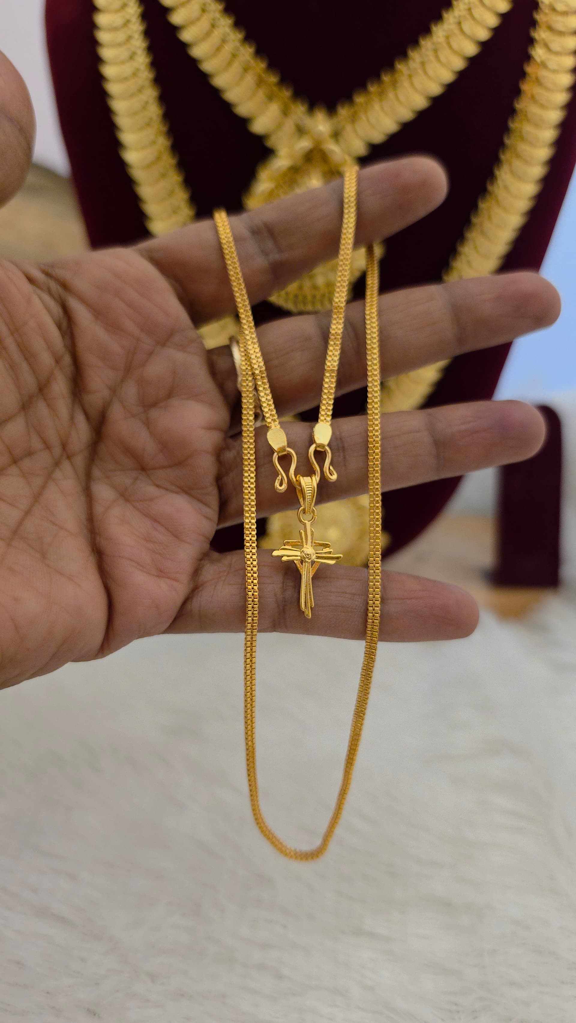 Premium Foaming Cross Dollar One Day Offer Dollar Chain