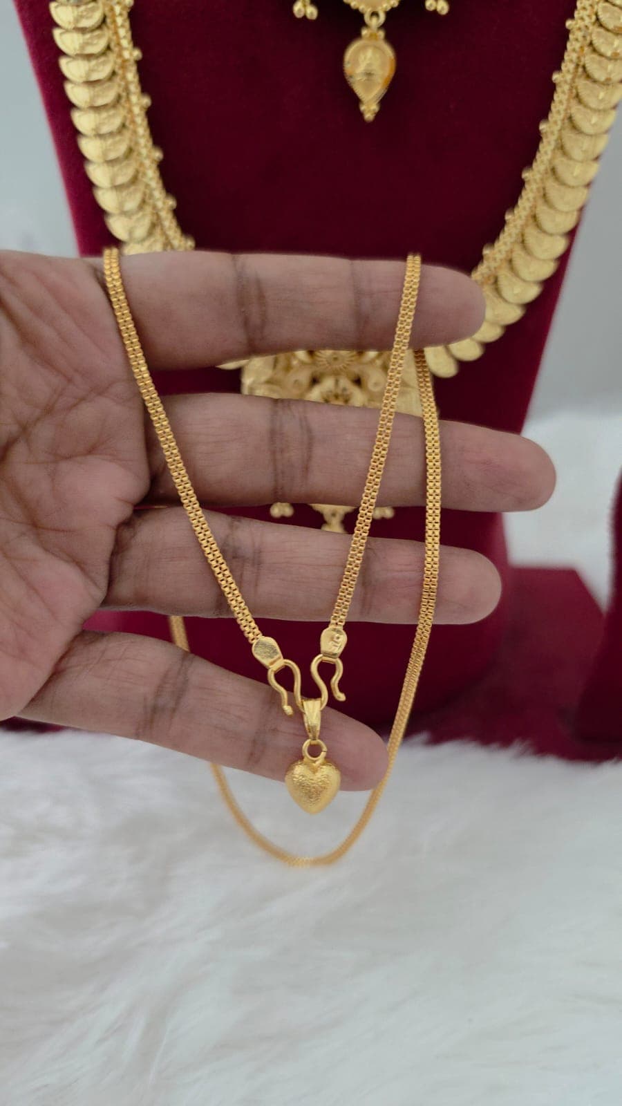 One Day Offer Foaming Heart Dollar Chain