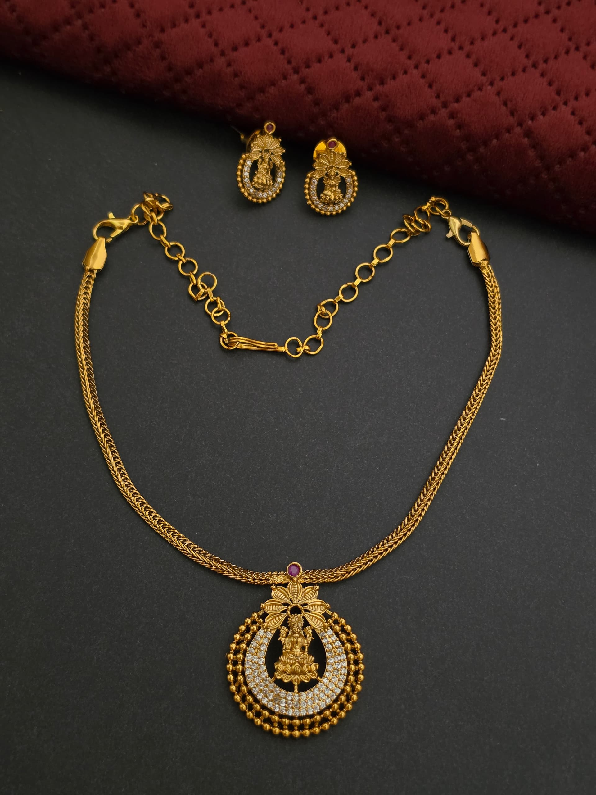 Premium Matt Finish Lakshmi Necklace With Stud