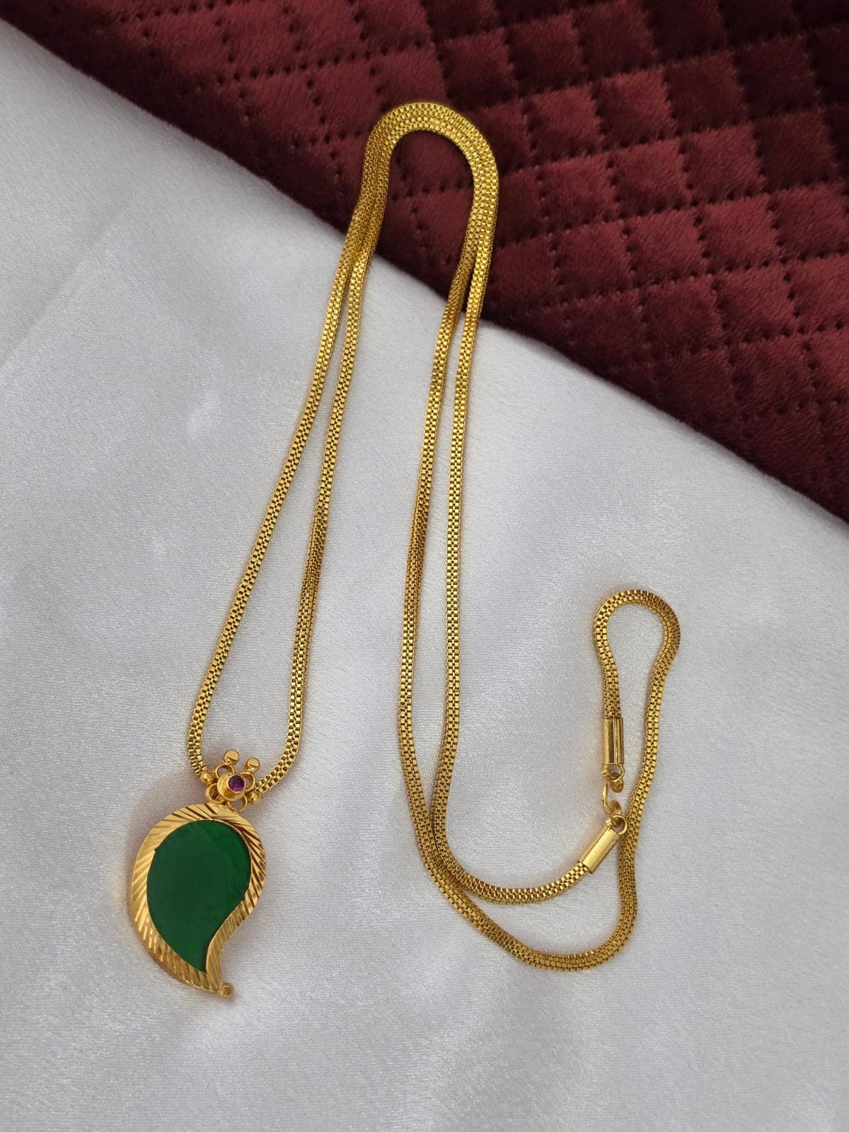 Premium foaming 32 inch manga type palak dollar chain