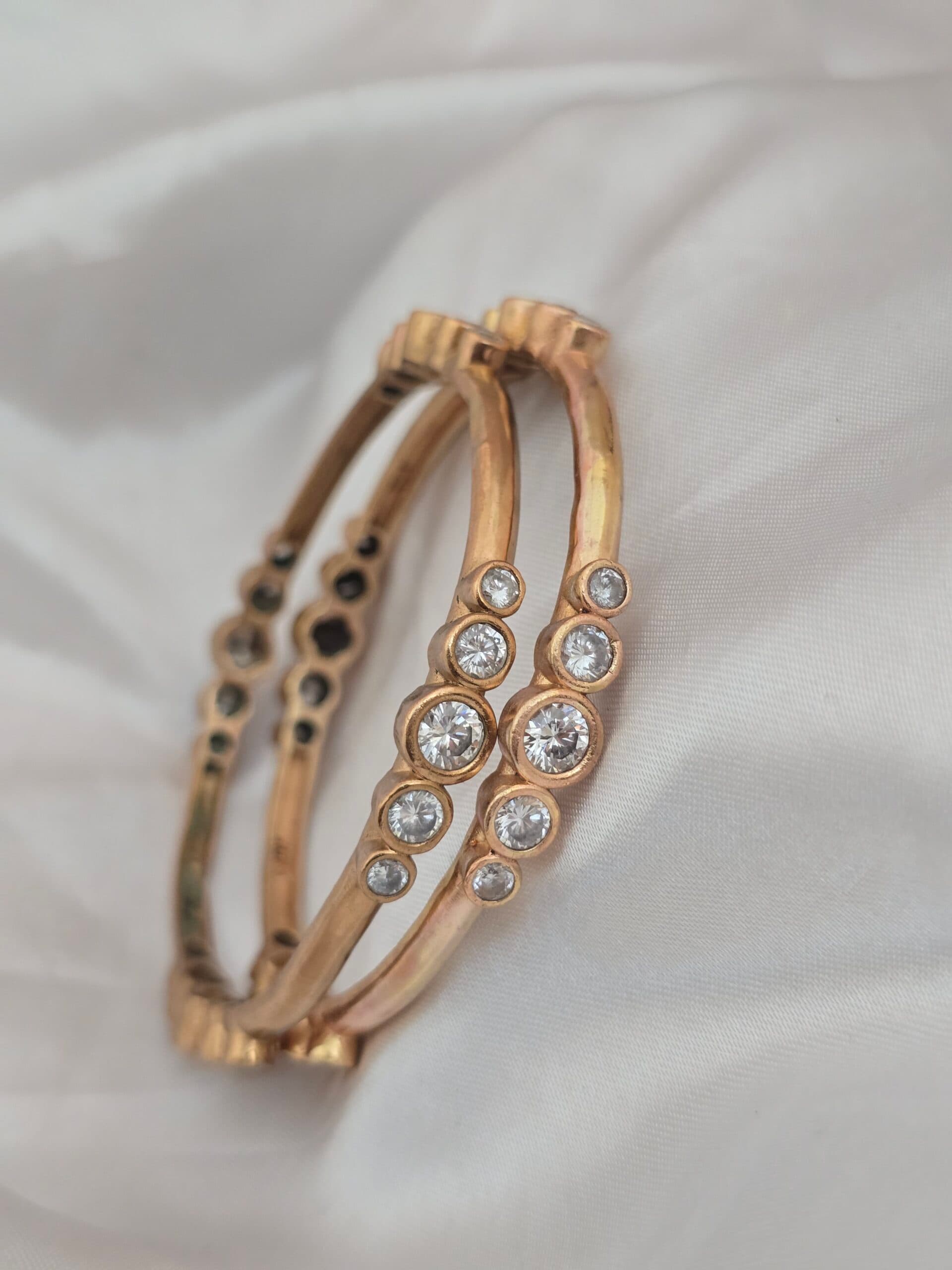 Premium impon stone bangle.