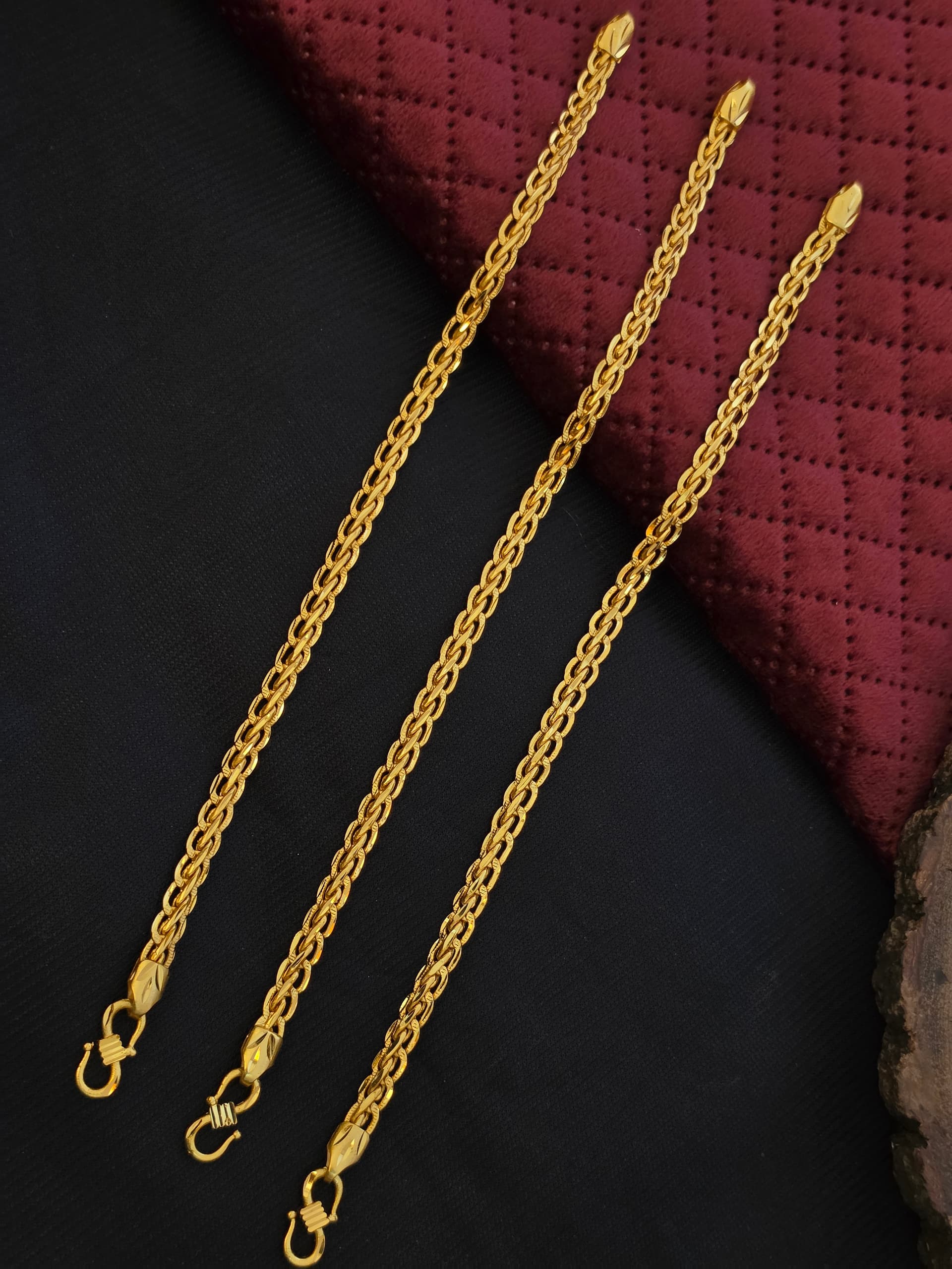 Premium  foaming bracelet 