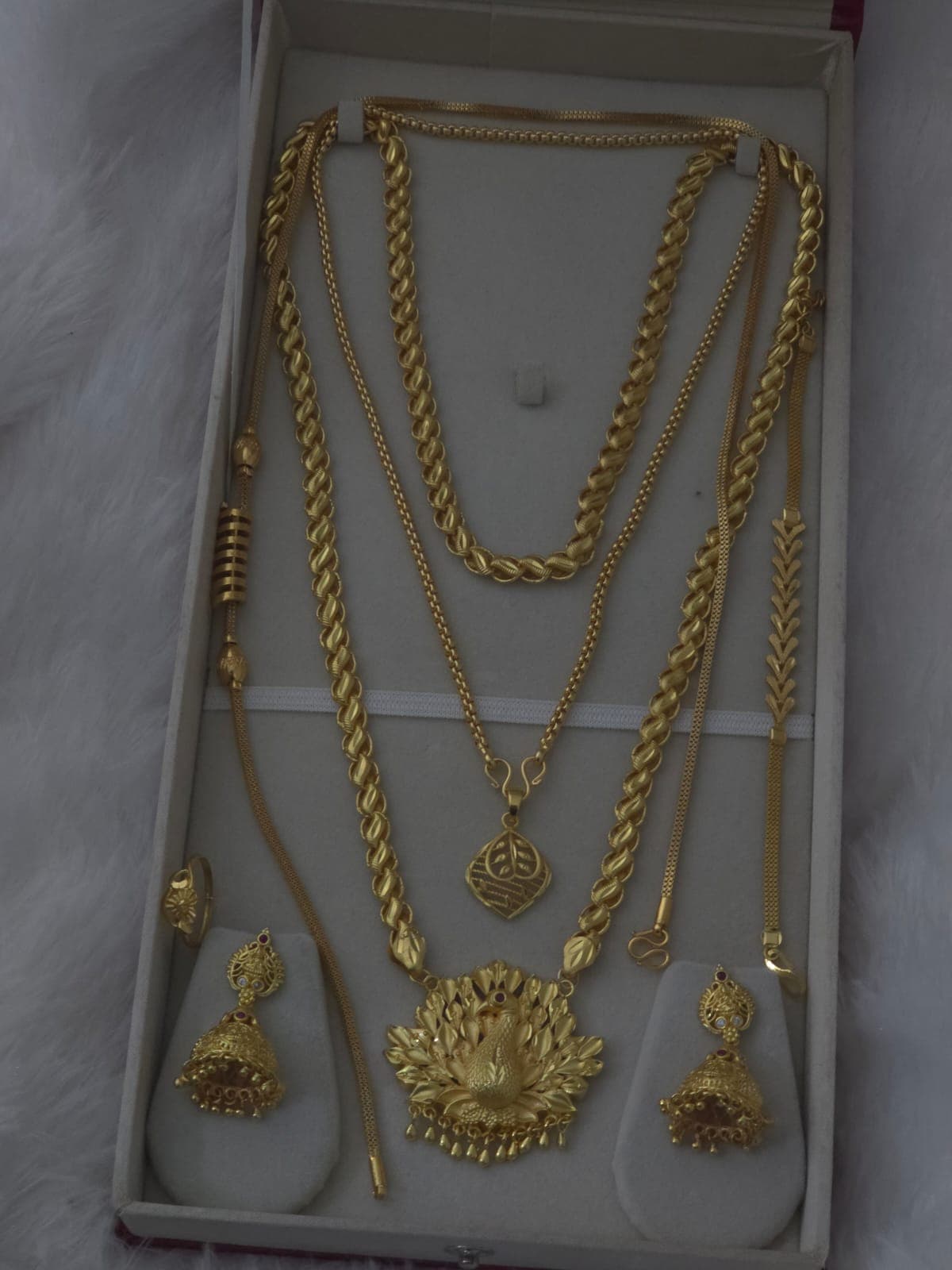 Premium foaming combo with dollar chain, mugappu chain, bracelet, jhumka and ring