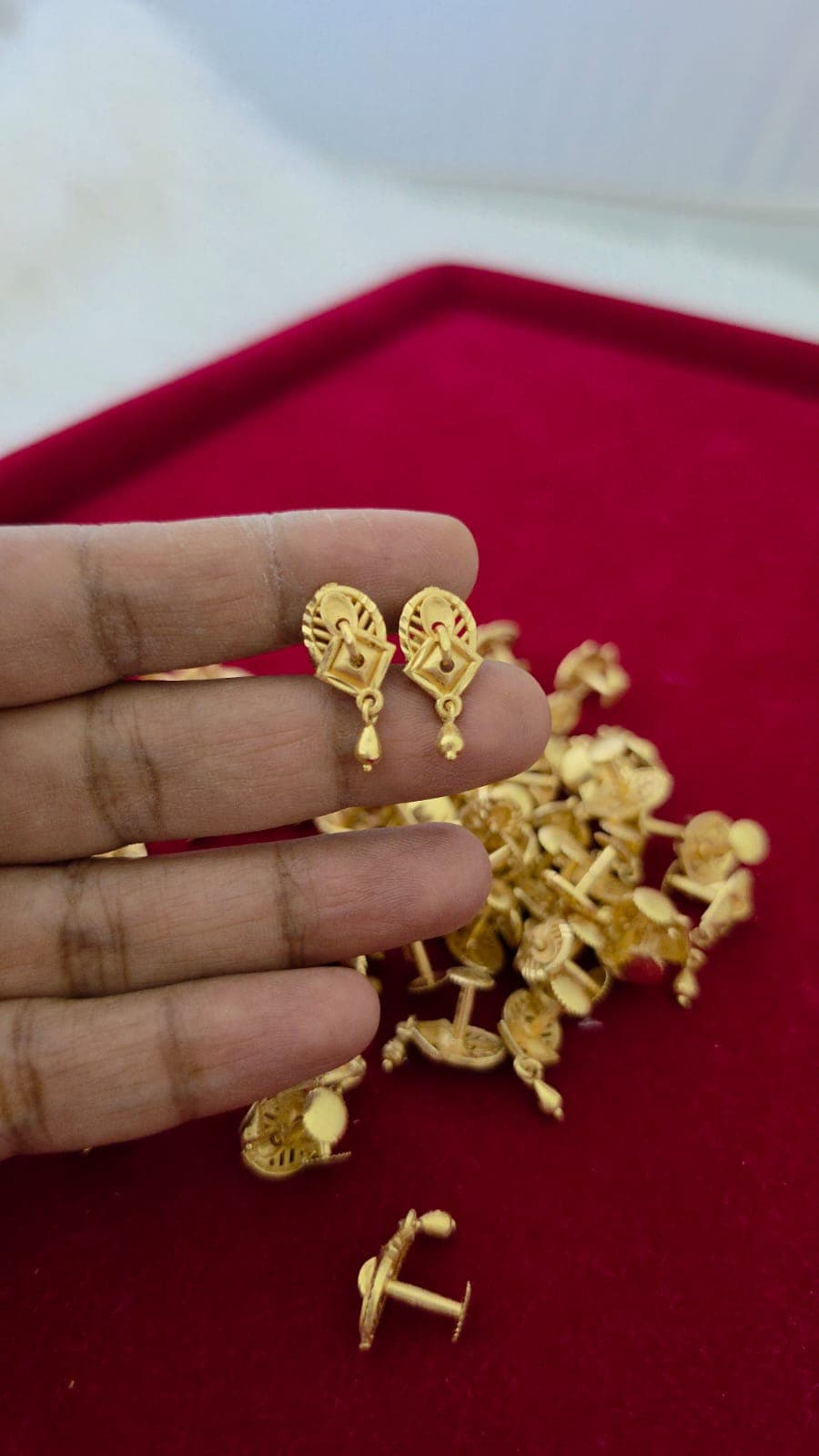 Premium  foaming  drops earing