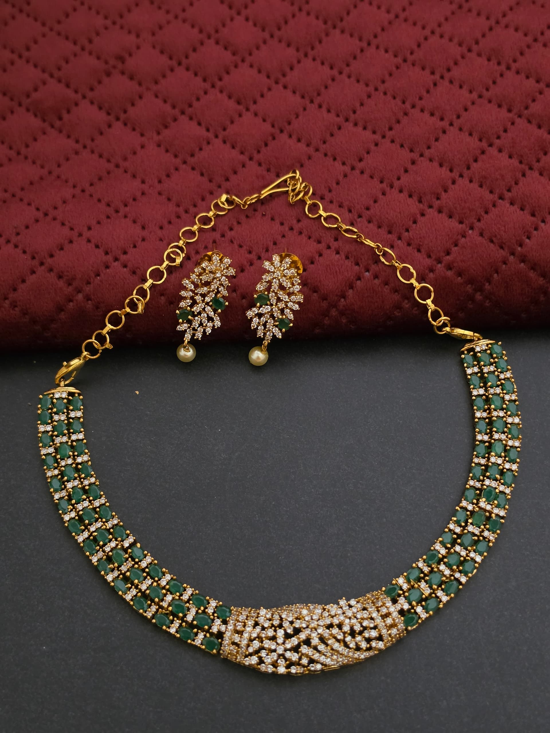 Premium Matt Finish Emerald Stone Necklace With Earings