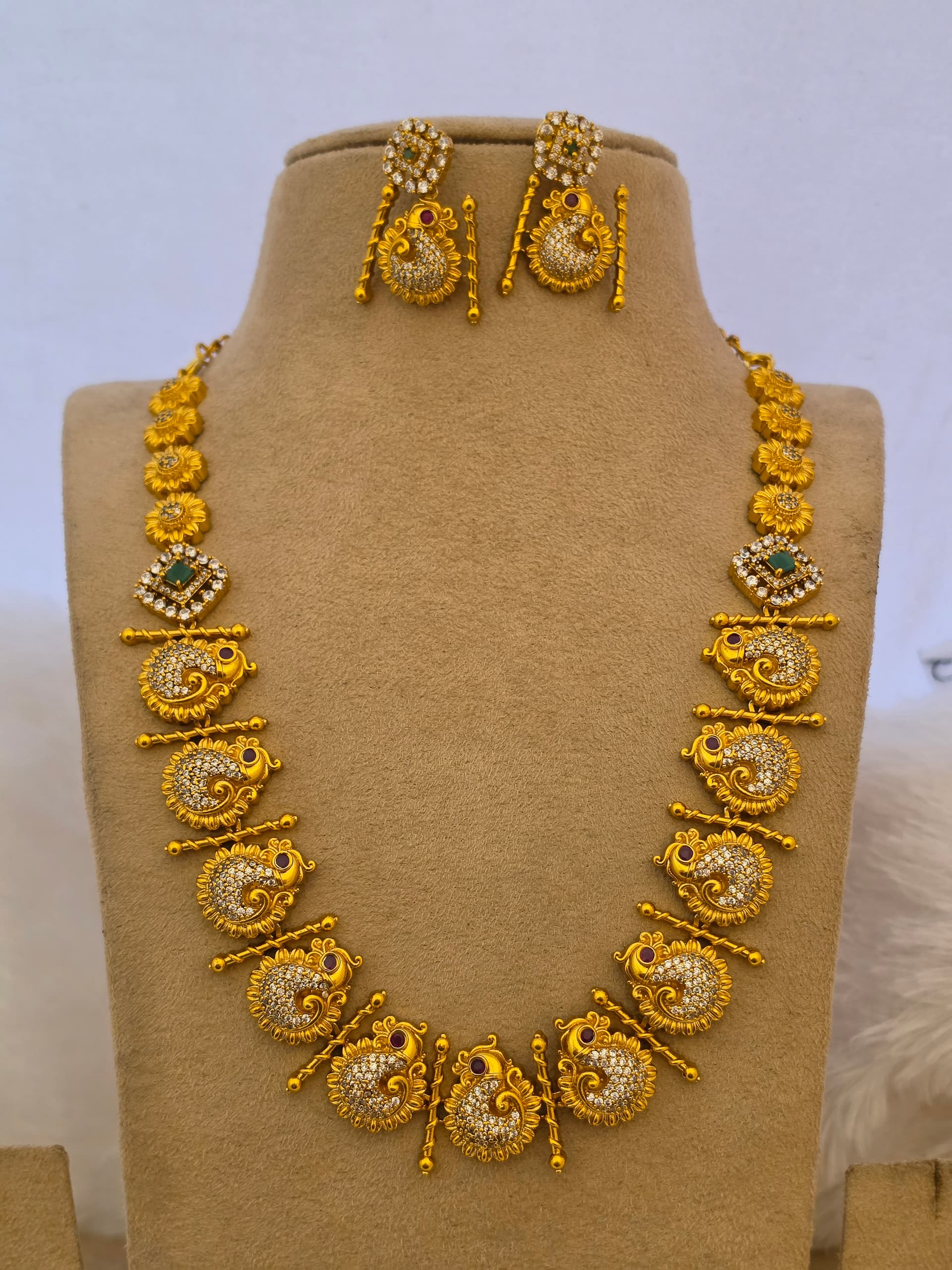 Premium Matt Finish Manga Haram With Stud