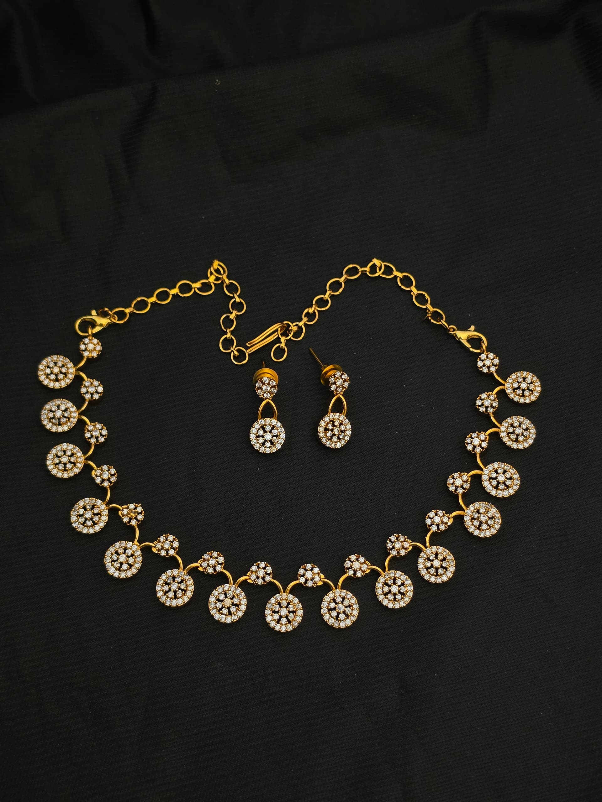 Premium Matt Finsish Chkaram Type Necklace With Stud
