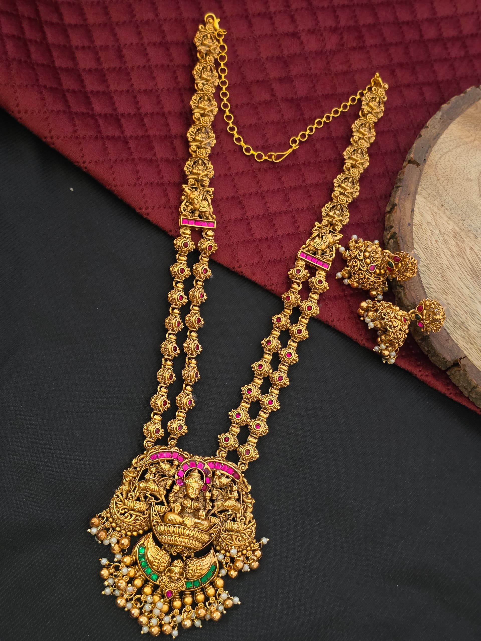 Premium Matt Finish Lakshmi Haram with Earings
