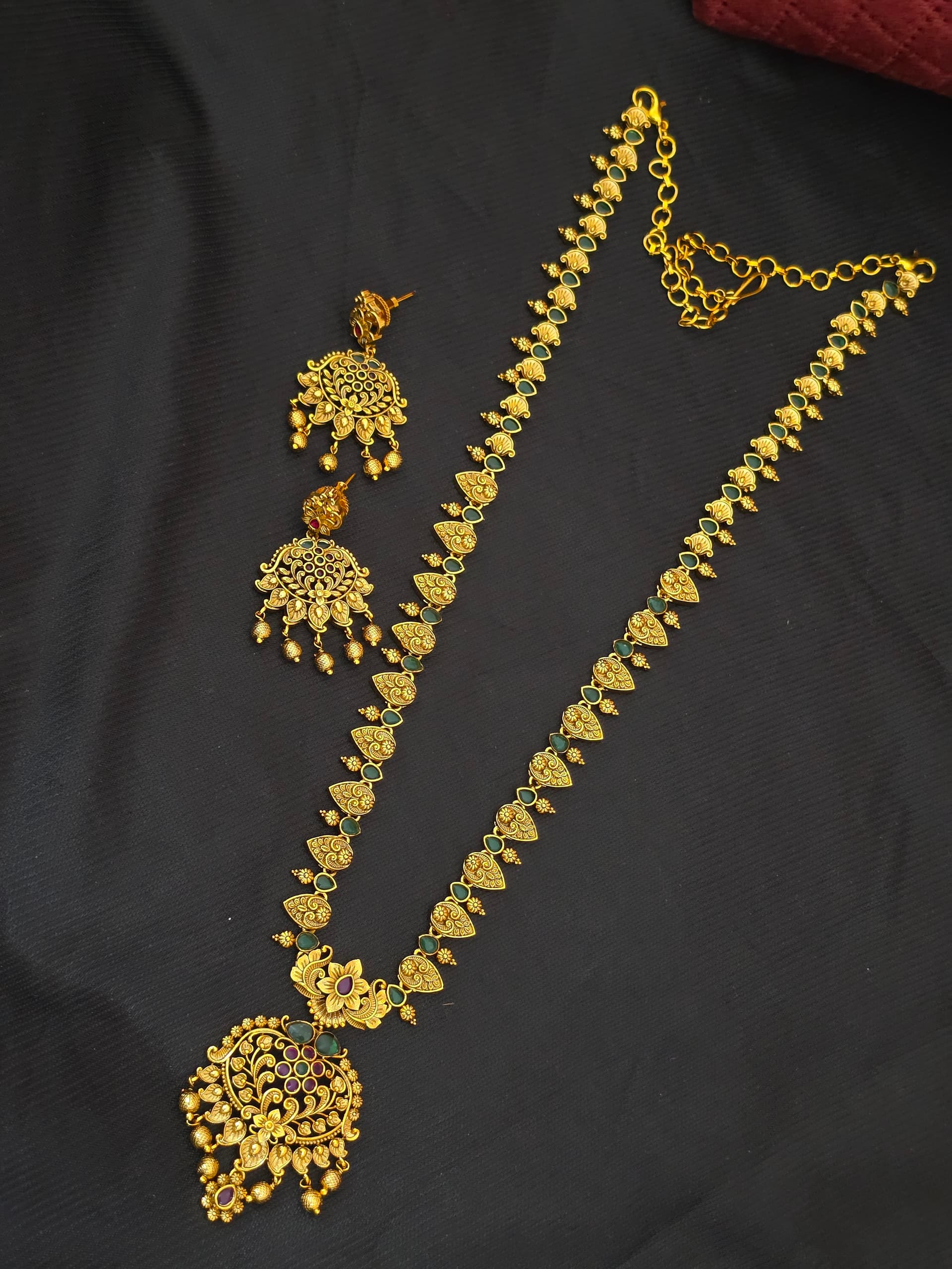 Premium Matt Finish Pearl stone Haram With Stud