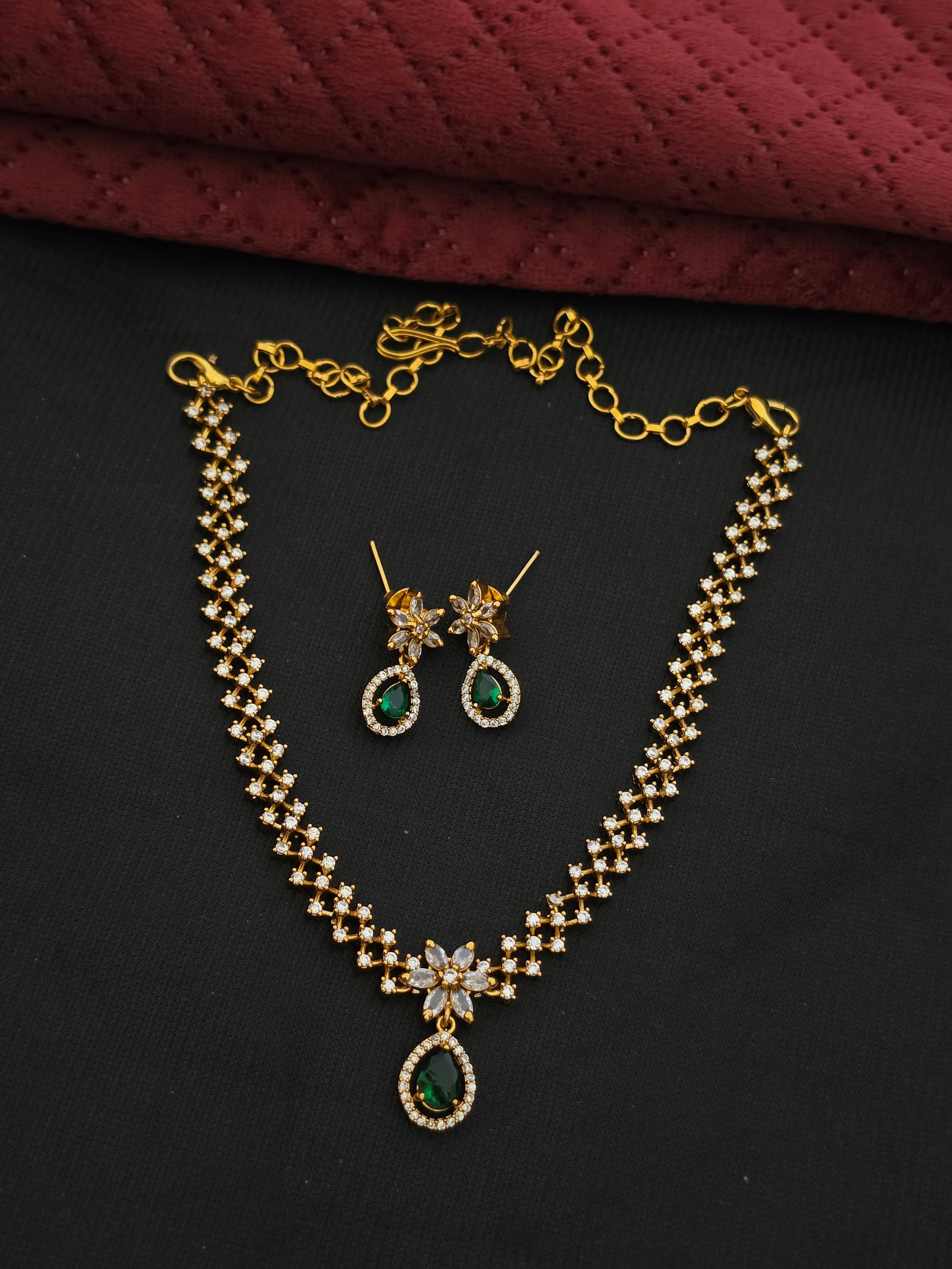 Premium Matt Emerald Stone Necklace