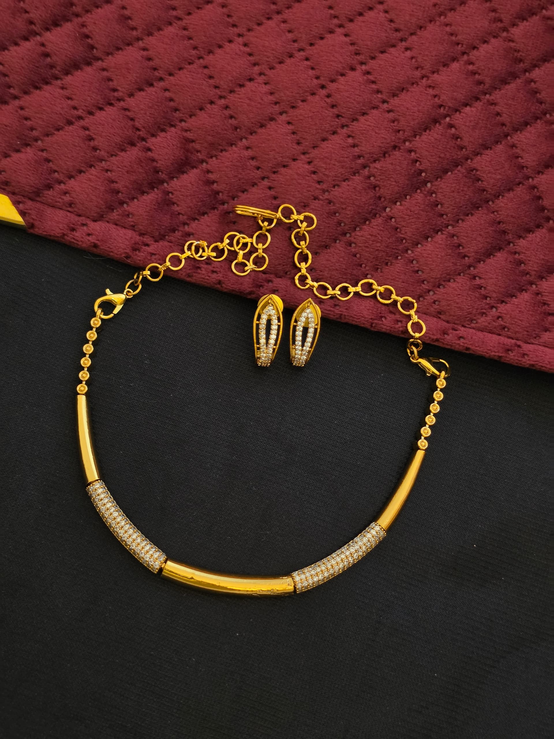 Premium Matt Hasli Necklace With Stud.