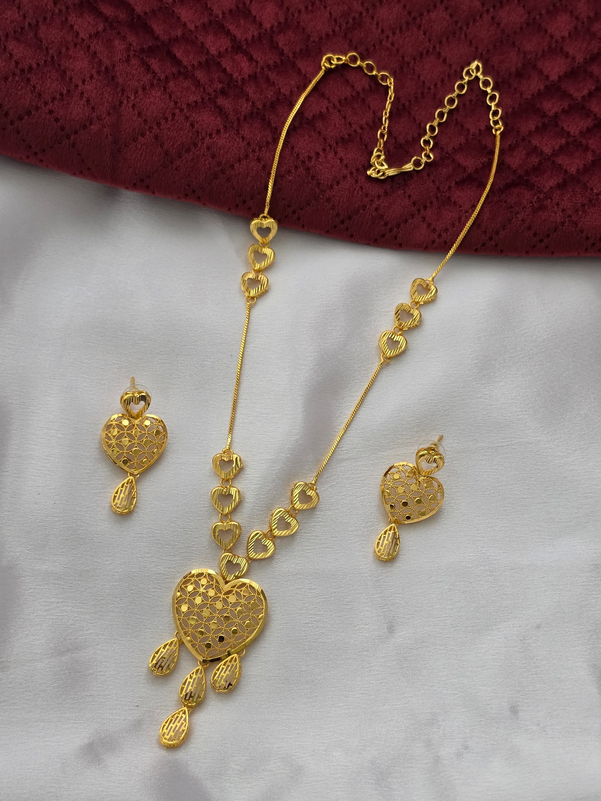 Premium foaming turkish heart necklace with earings