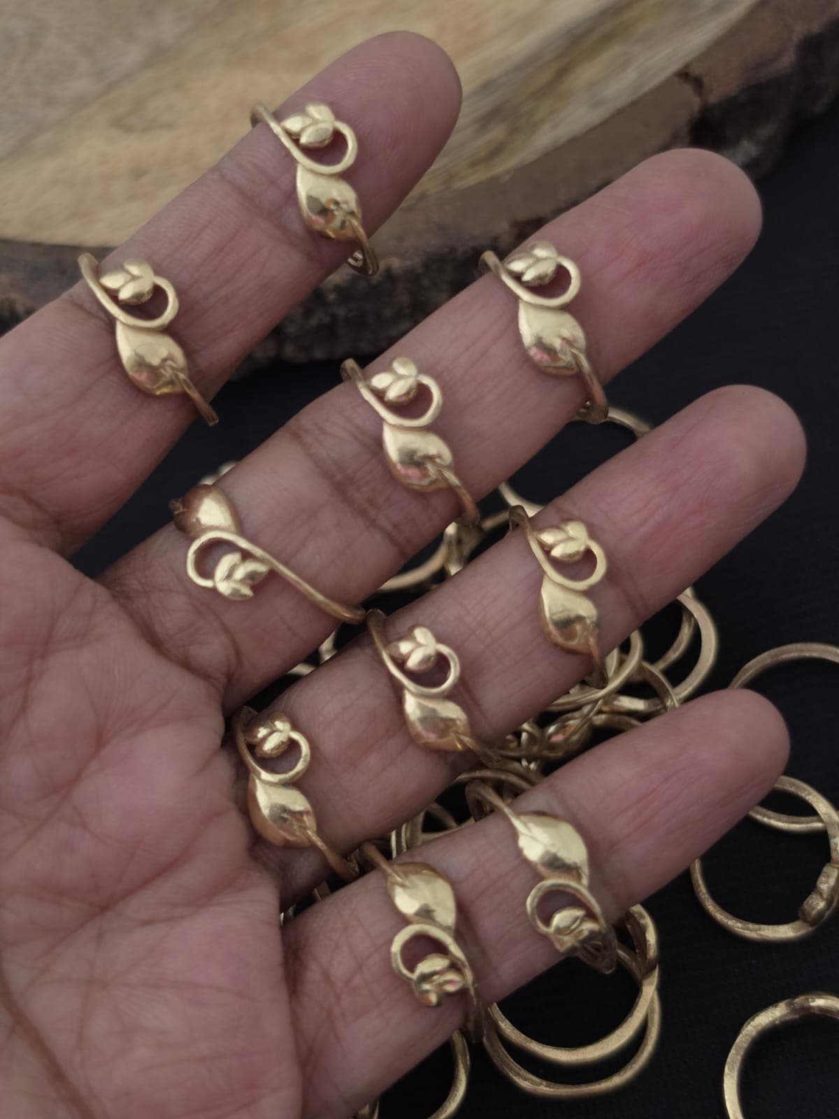 Premium impon leaf pattern ring