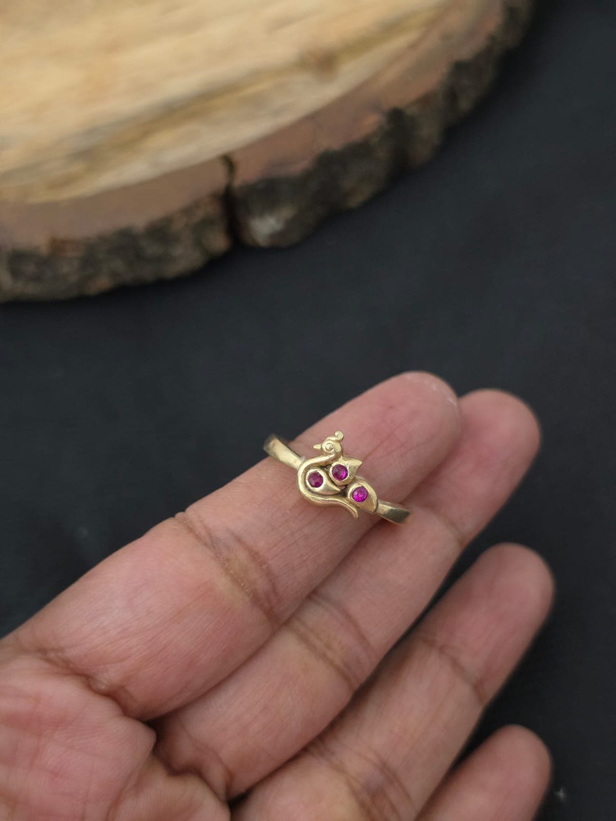 Premium impon ad stone peacock ring
