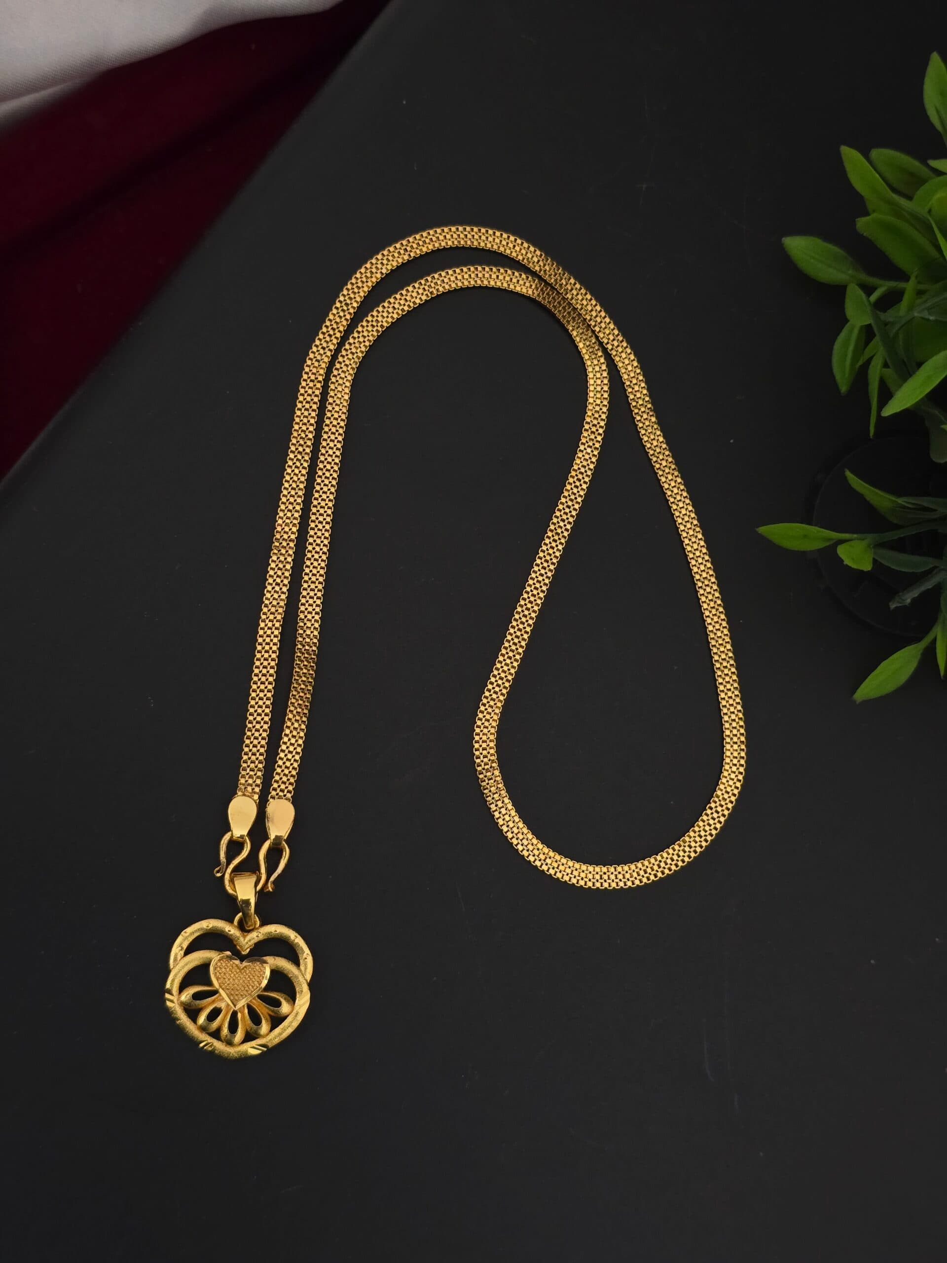 Premium foaming 18 inch dollar chain