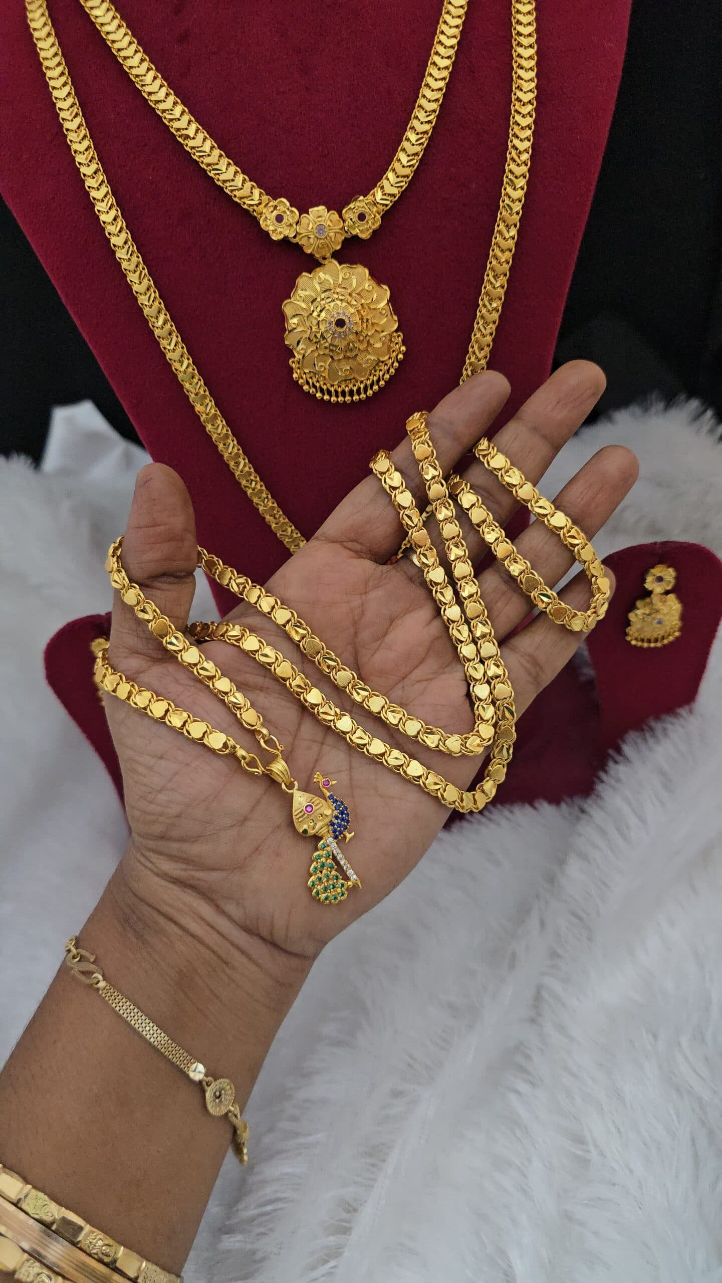 Premium foaming 32 Ad stone VEL dollar chain