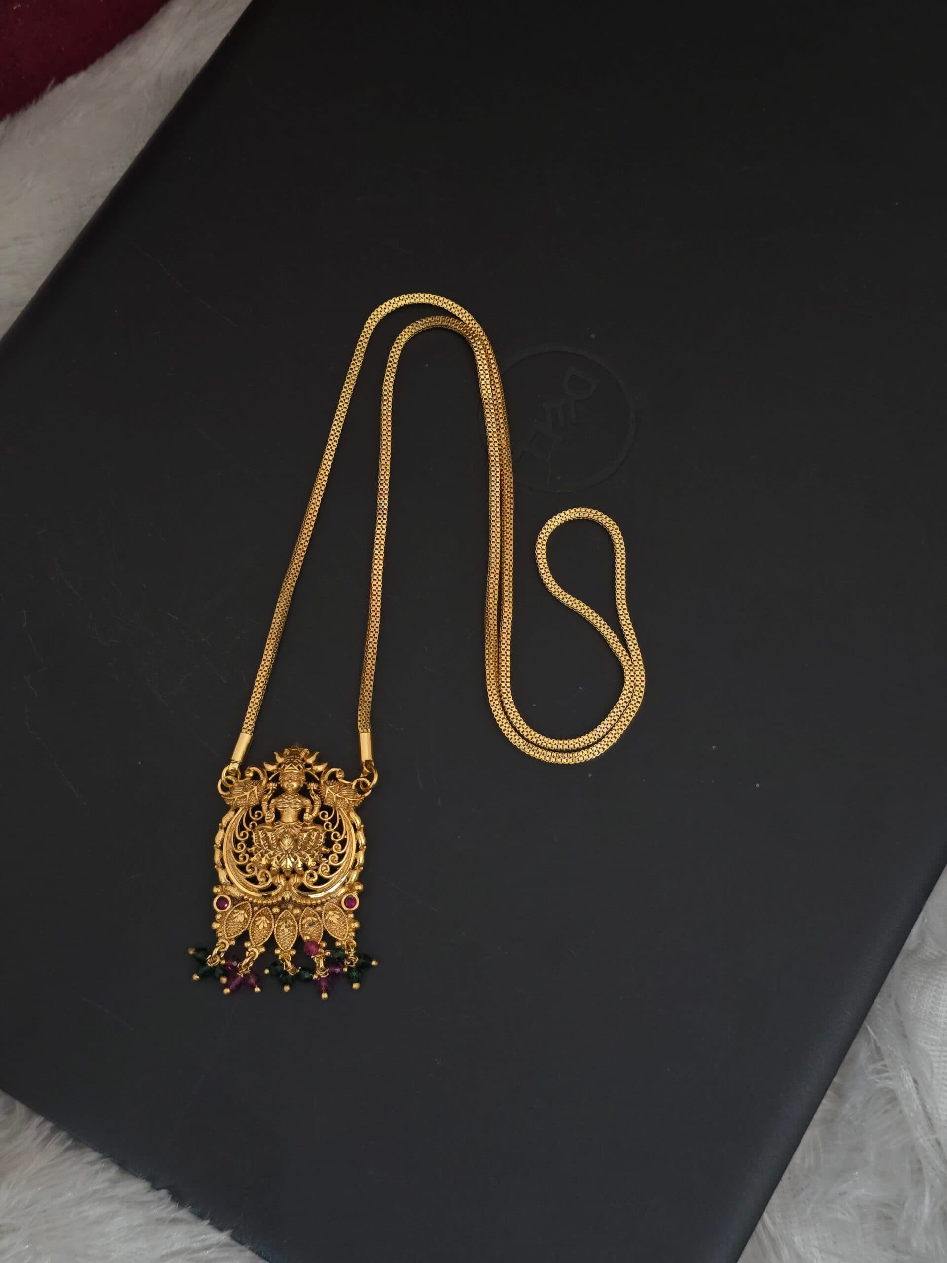 Premium Foaming 28 inch lakshmi dollar chain