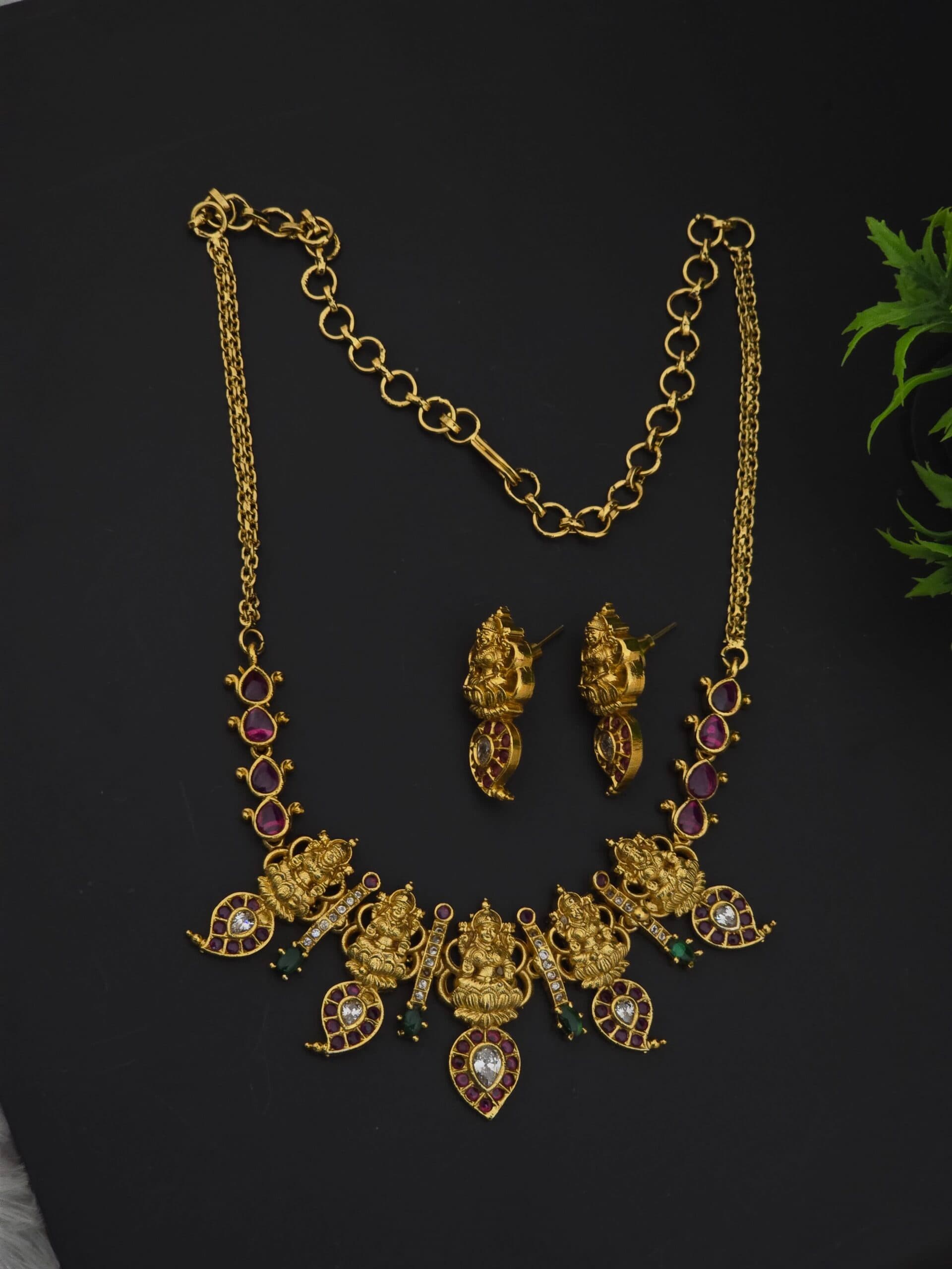 Premium matt lakshmi necklace with earings