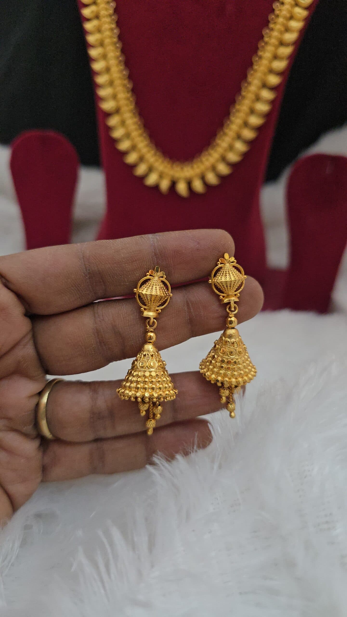 Premium foaming jhumka
