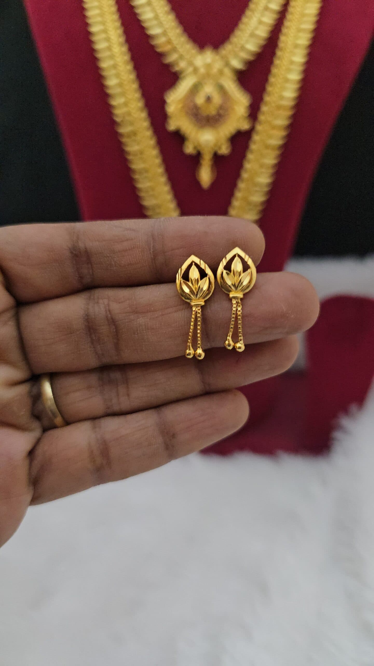 Premium foaming drops earings