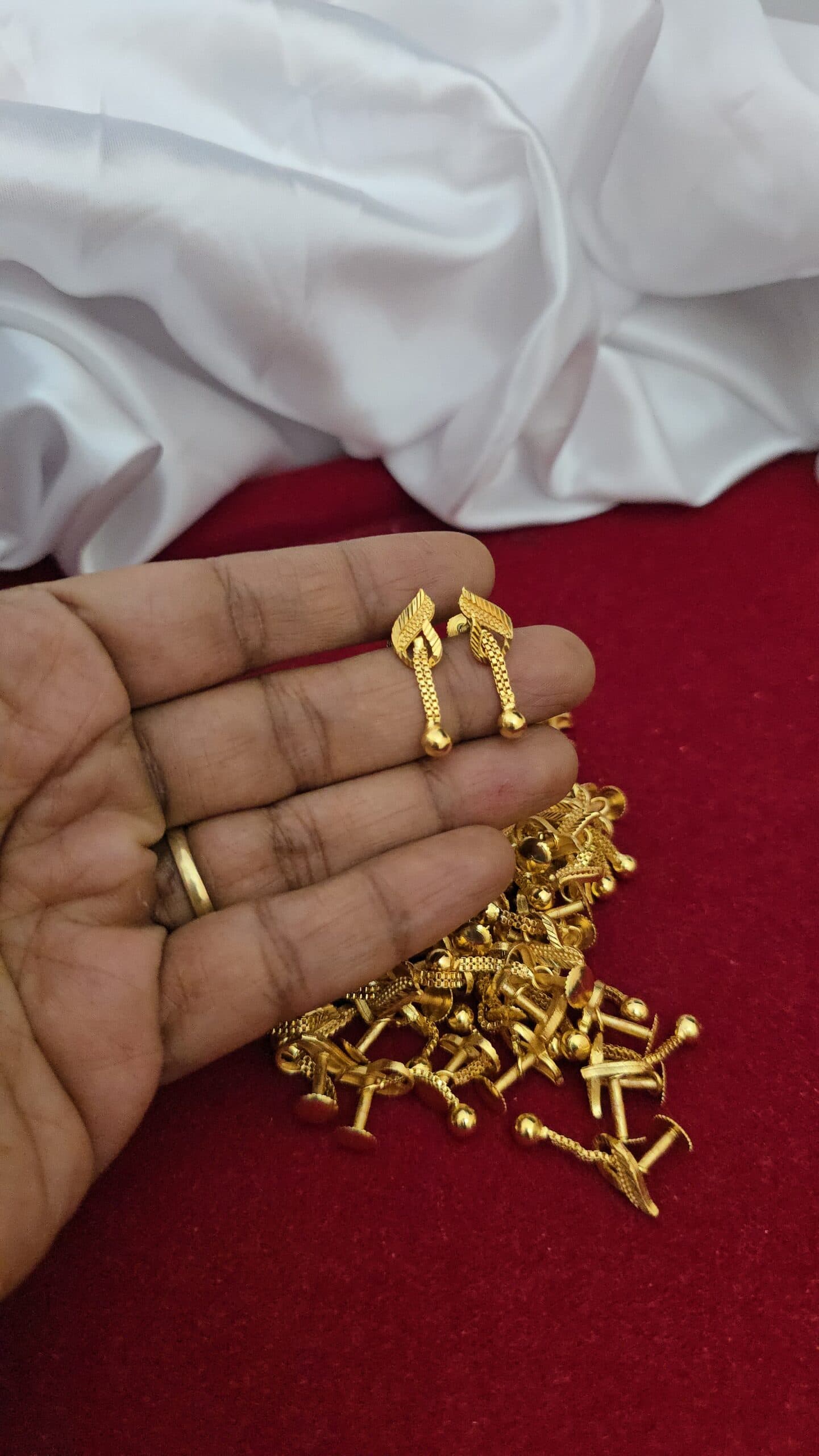 Premium foaming drops earings