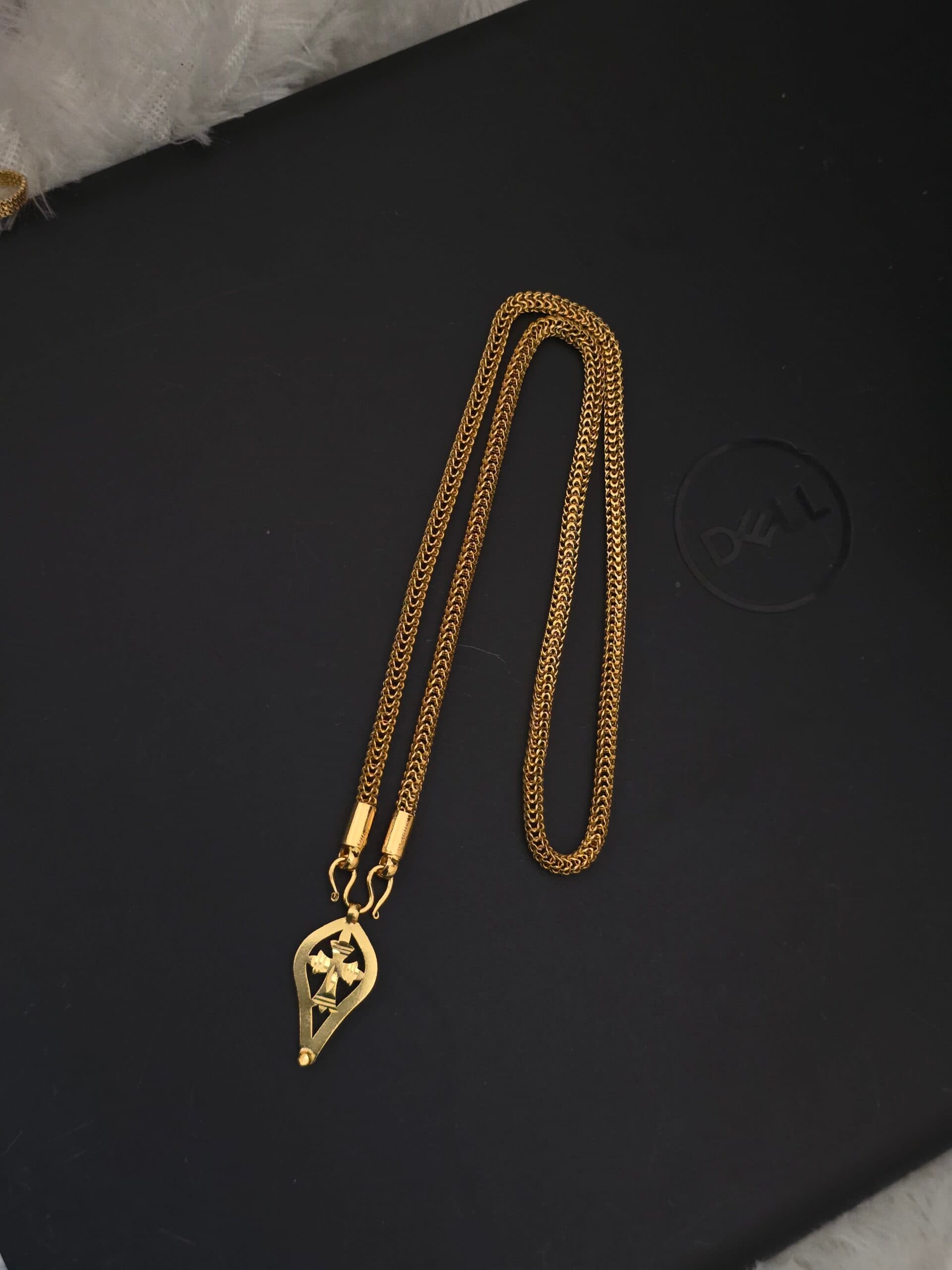 Premium foaming 18 inch cross dollar chain oneday offer