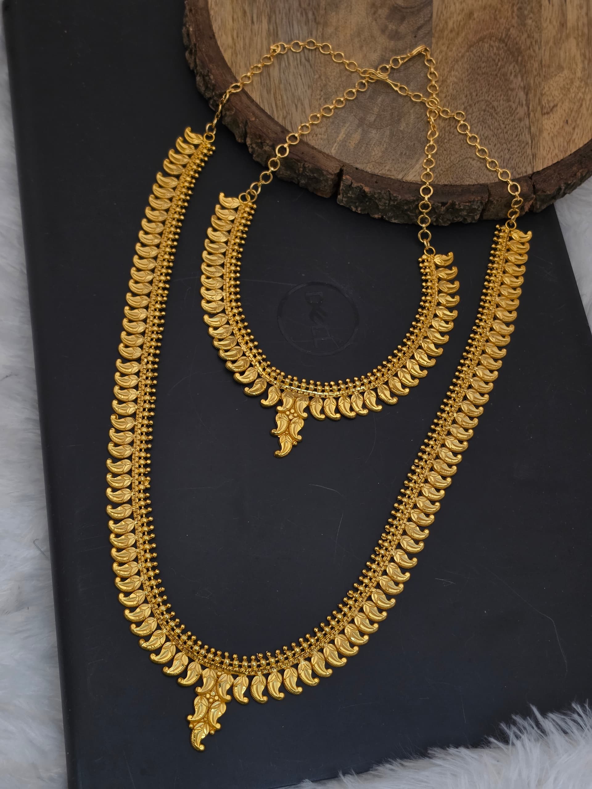 Premium foaming mullai necklace