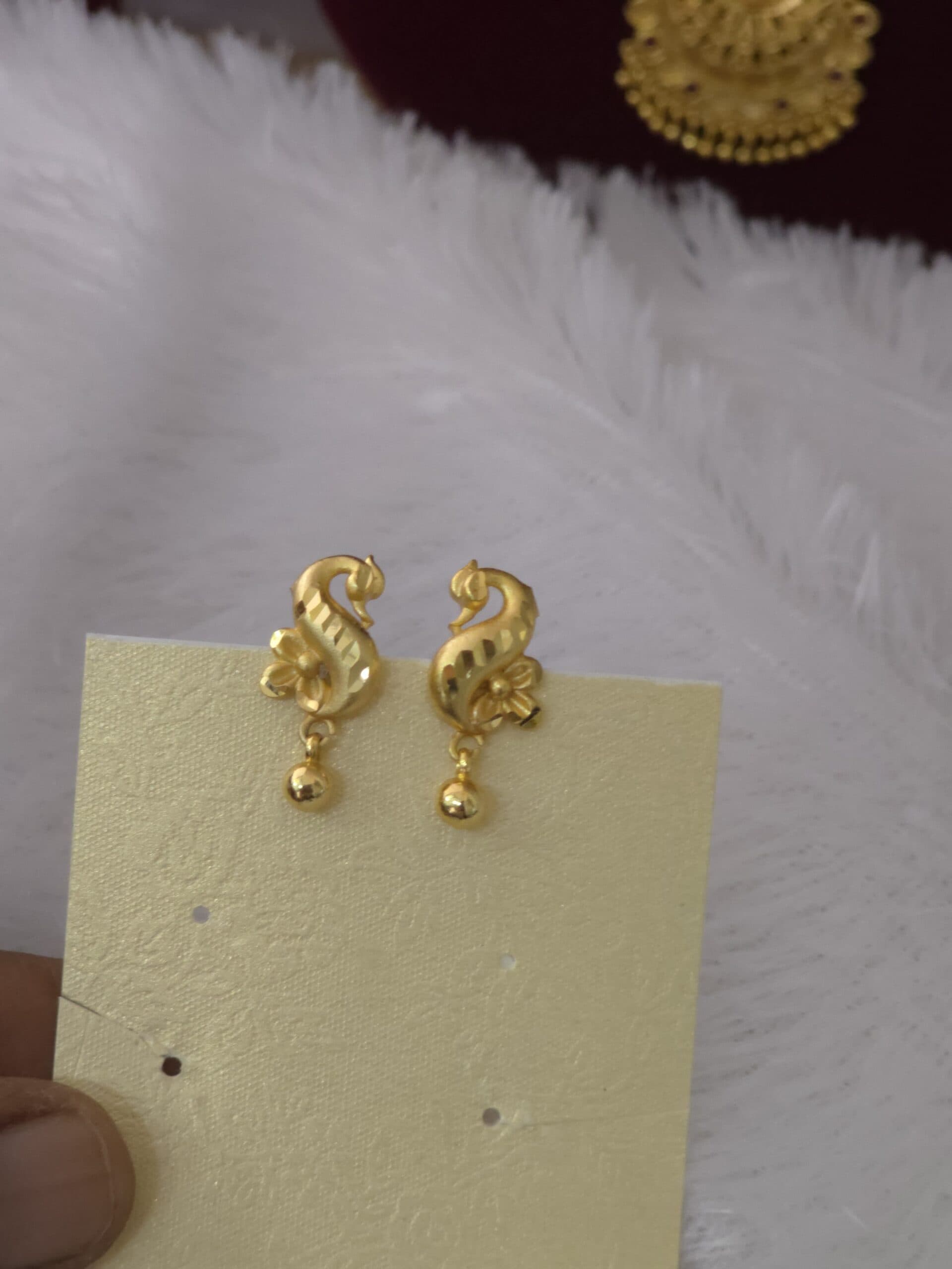 Peacock drops earing