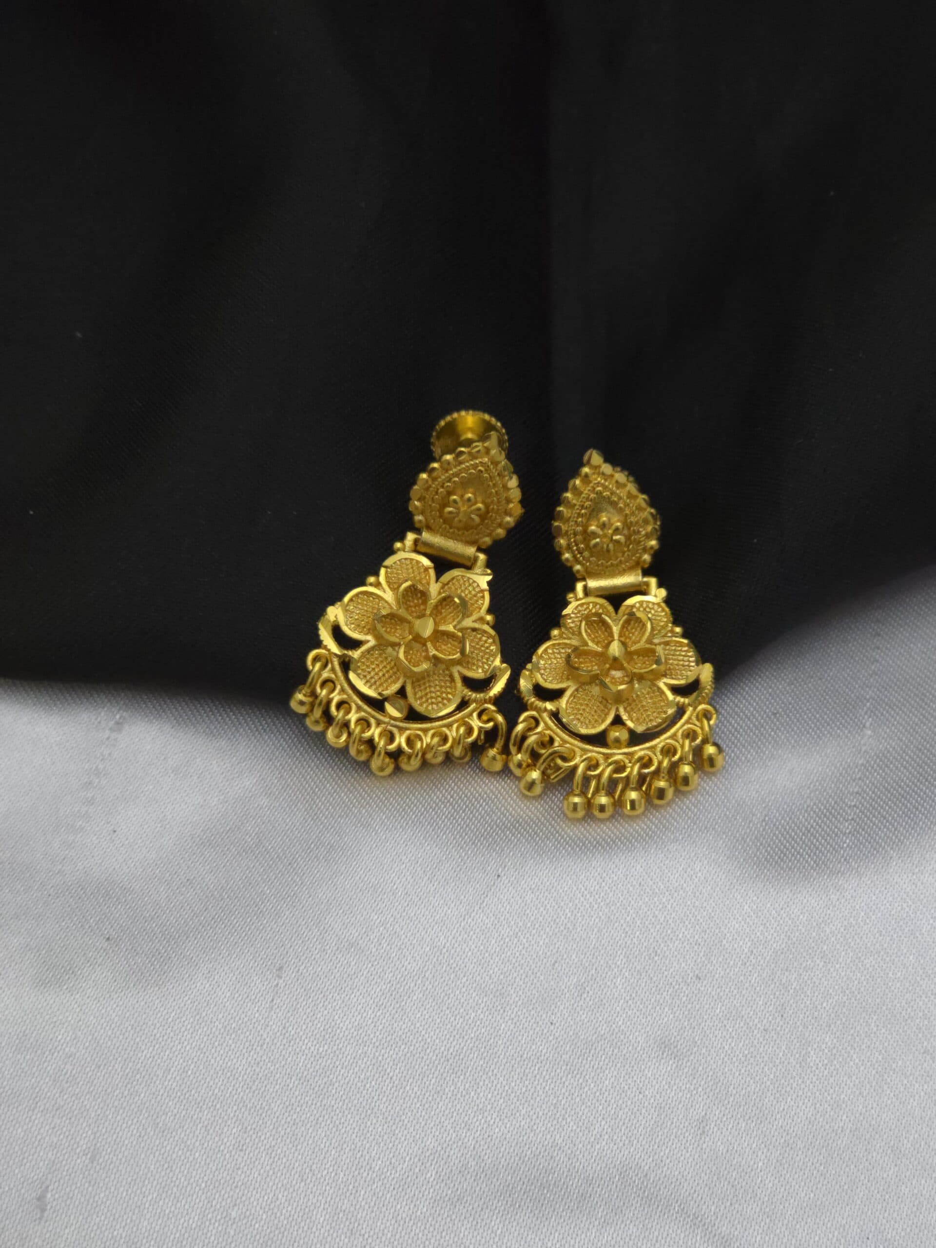 Premium foaming earing