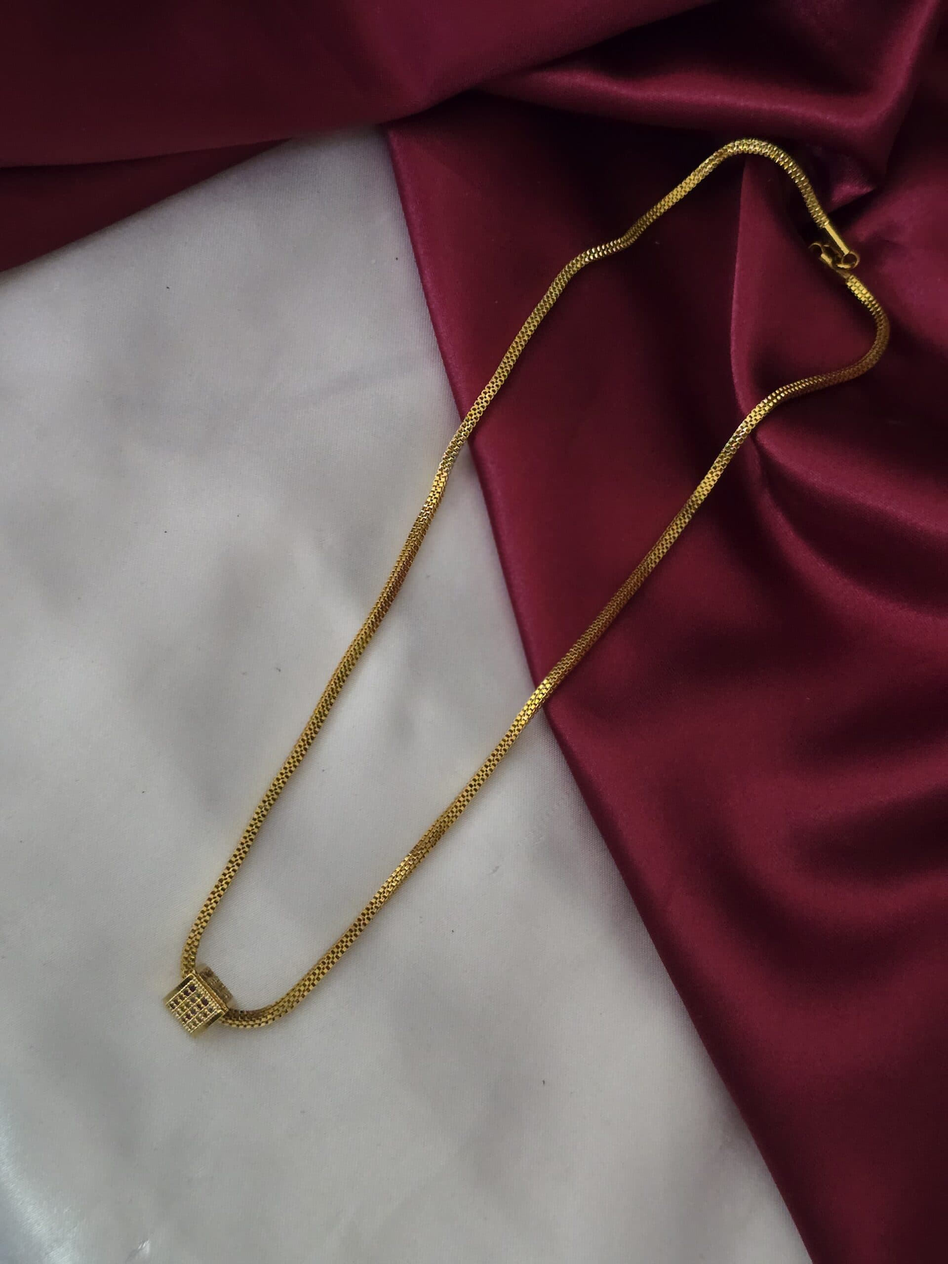 Ad 18 inches dollar chain