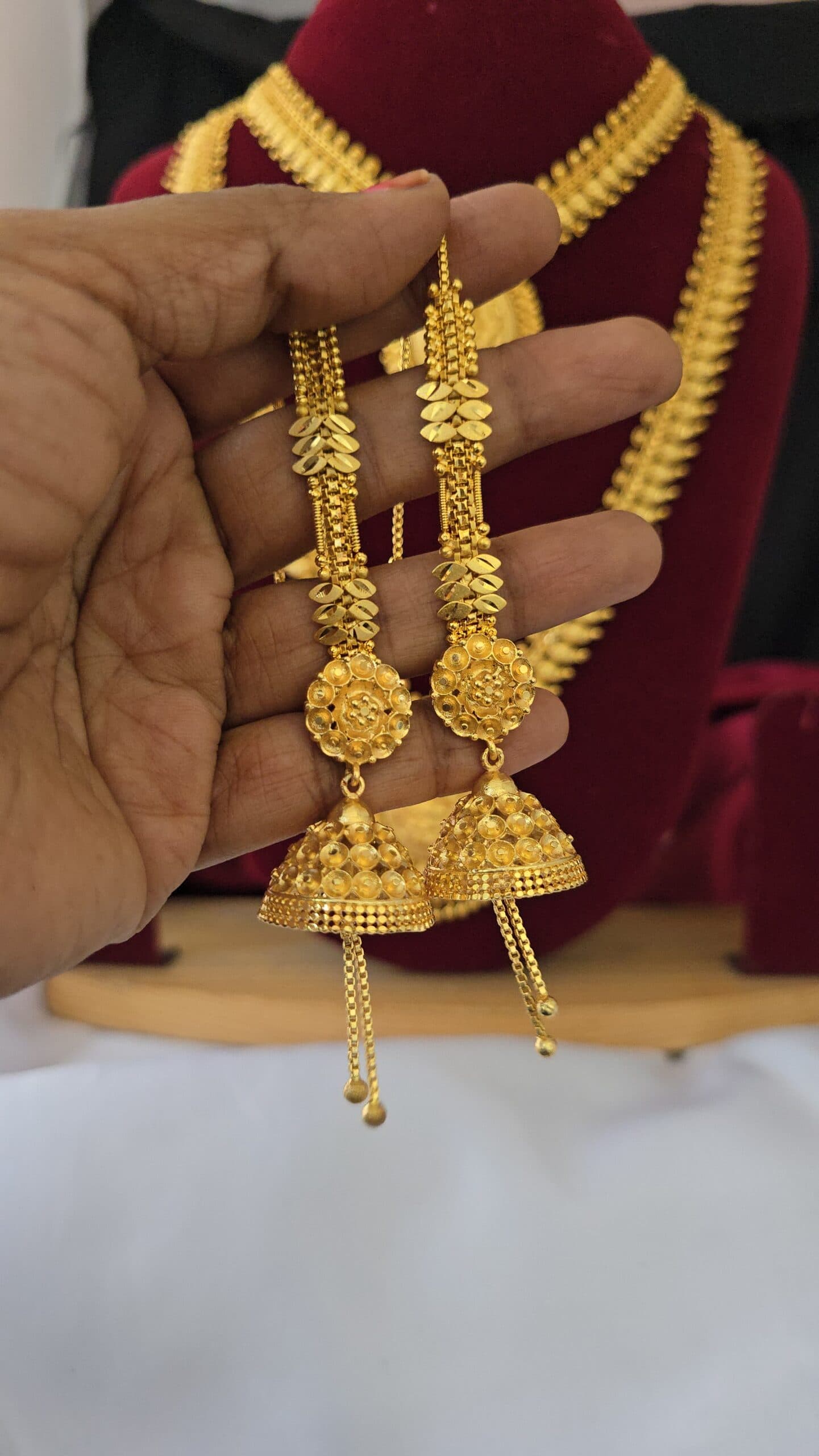 Premium foaming jhumka with mattal