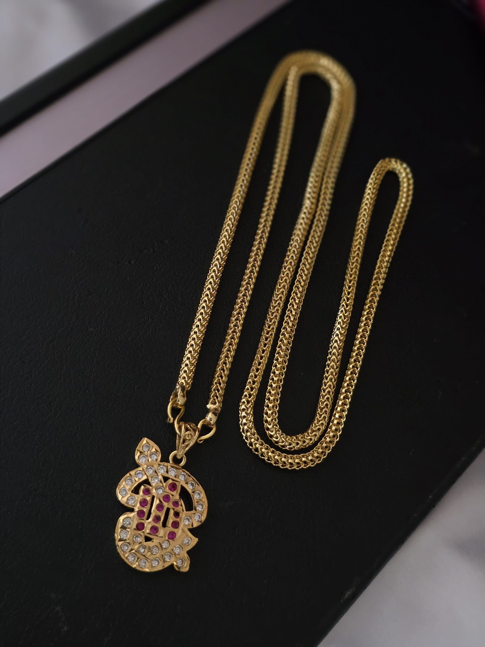 Premium impon 32 inches om dollar chain