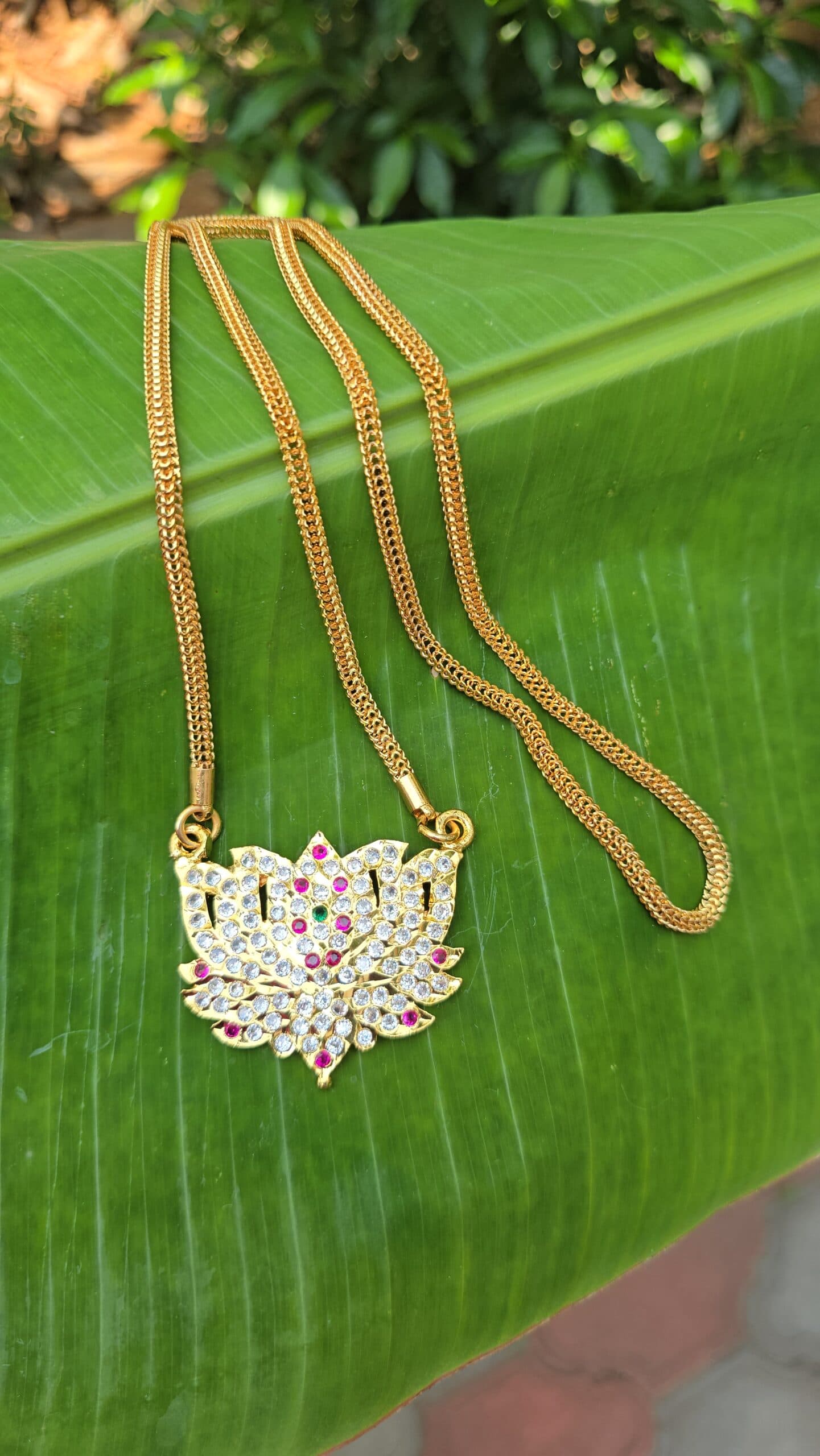 Premium 32 inches impon lotus dollar chain