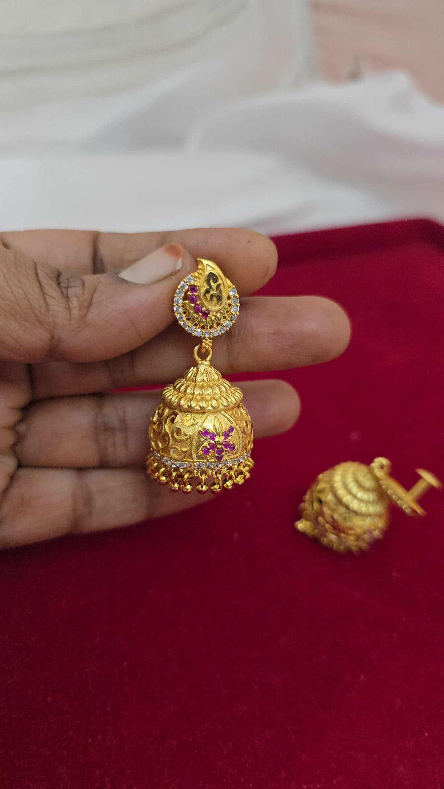 Premium foaming stone jhumka earing