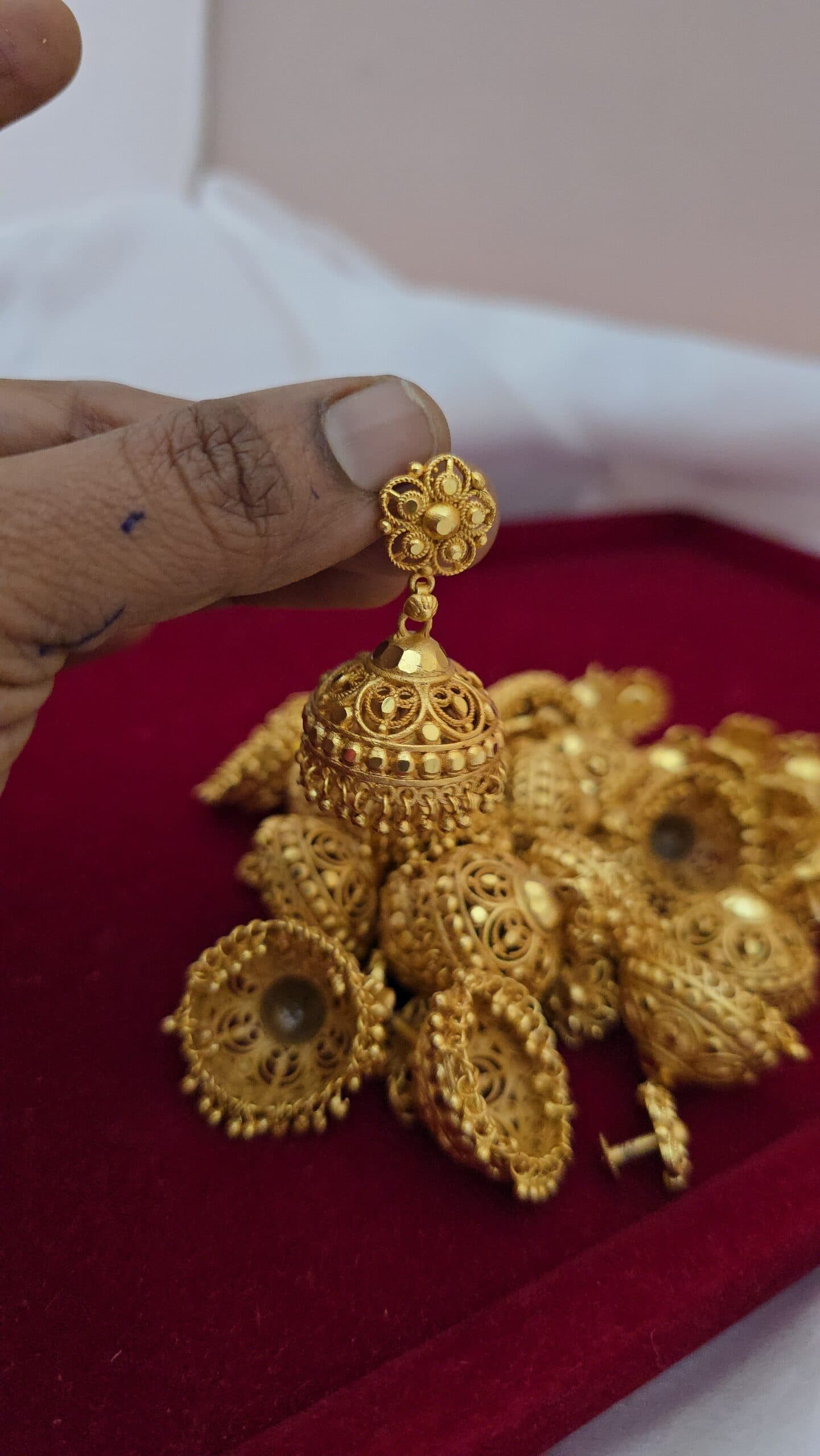 Premium foaming jhumka