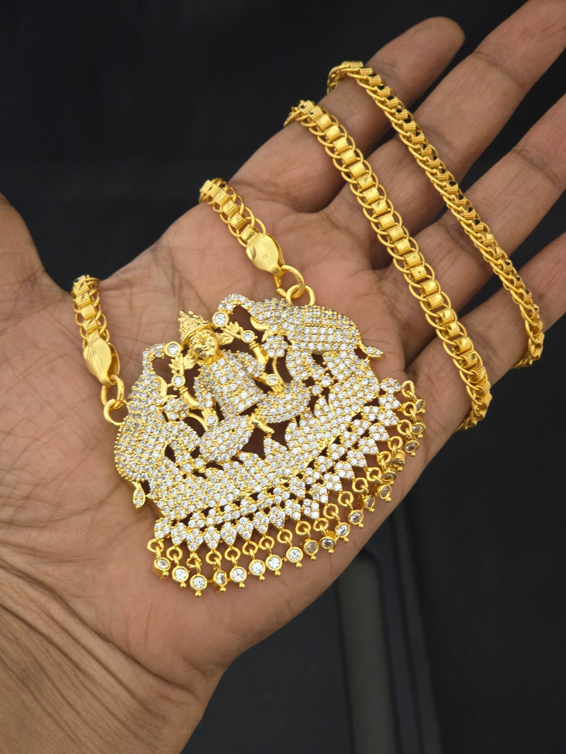 Premium foaming ad stone lakshmi dollar chain