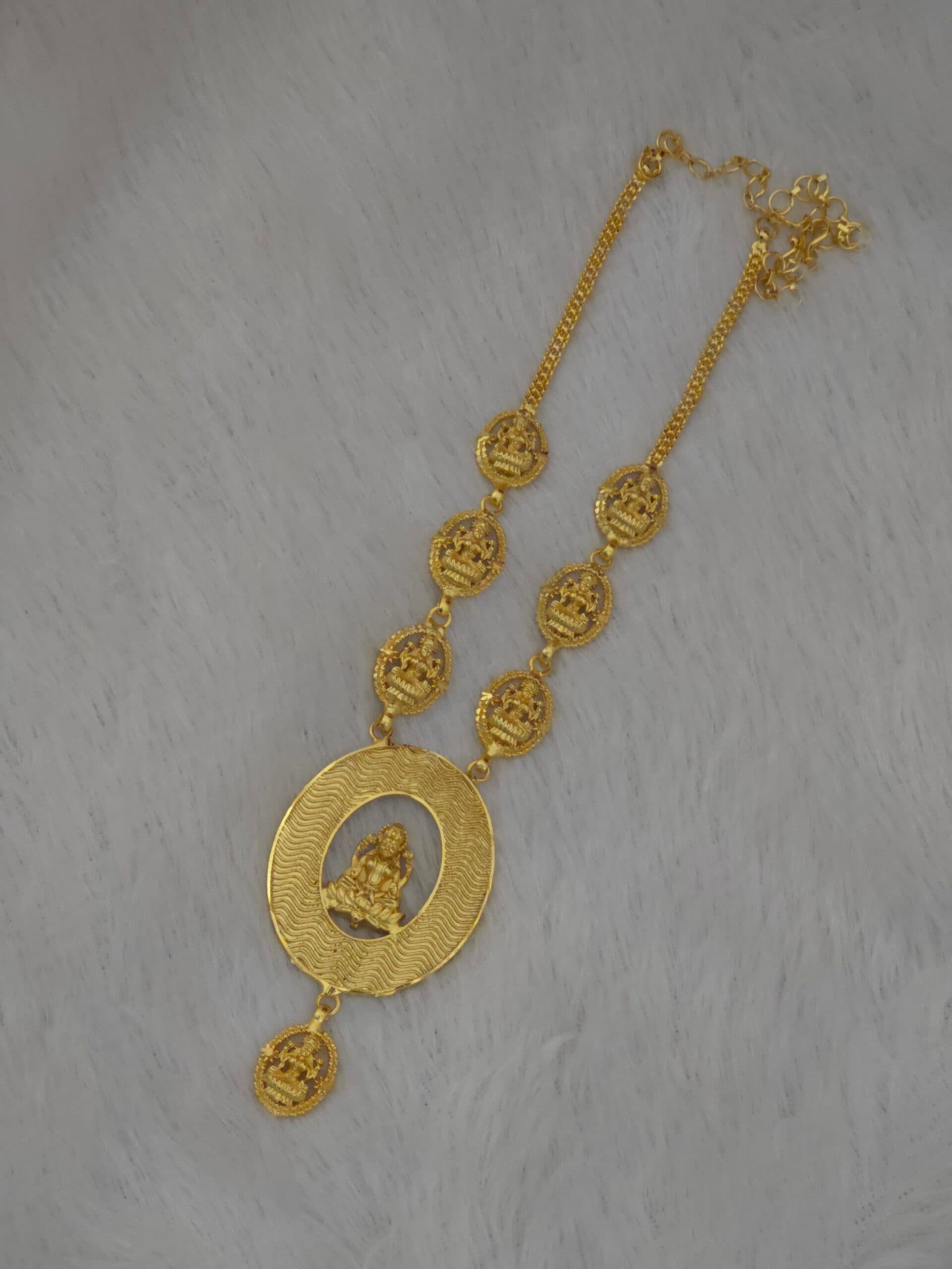 Premium foaming lakshmi necklace