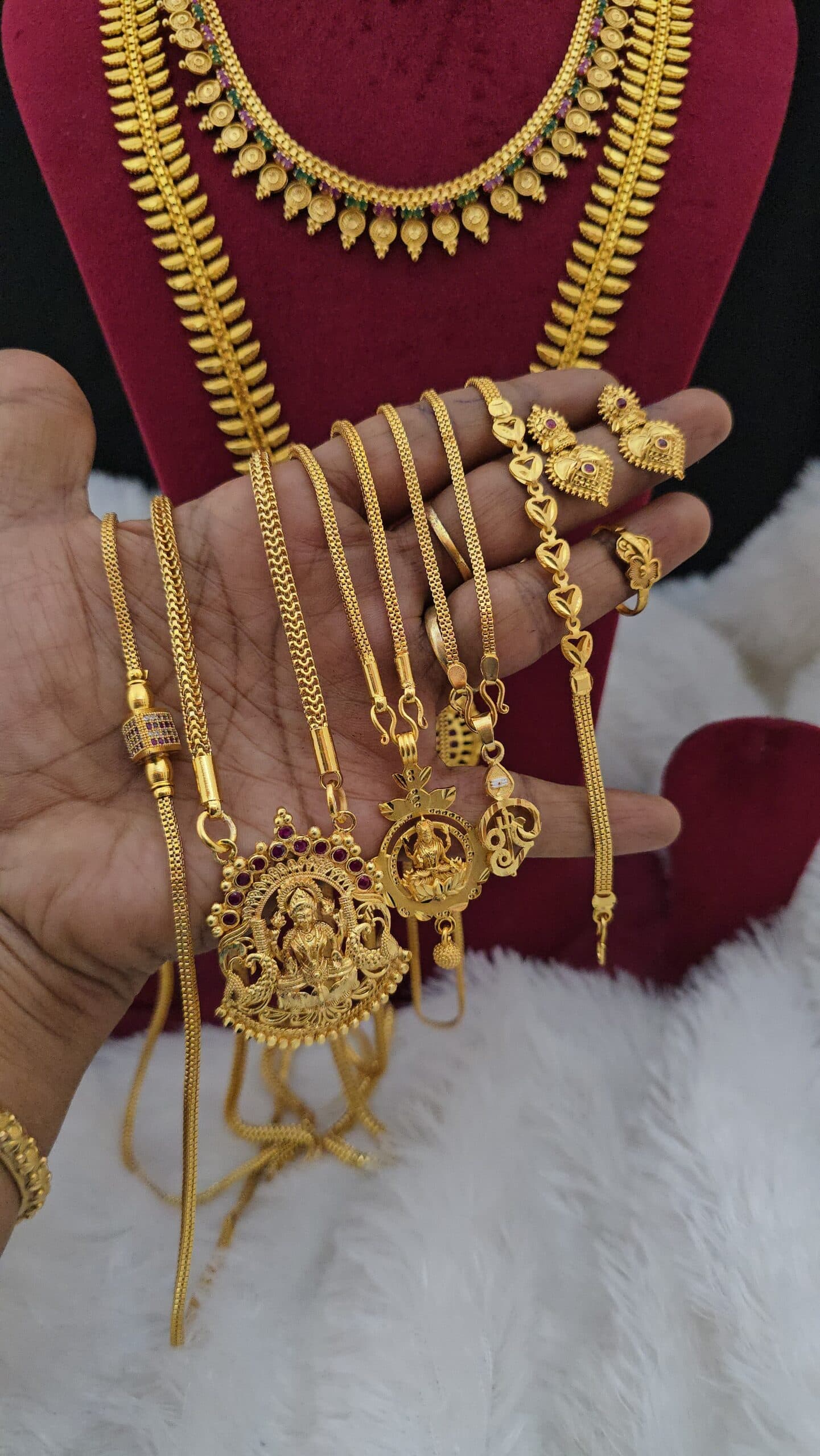 Premium quality budget combo comes ruby lakshmi dollar chain