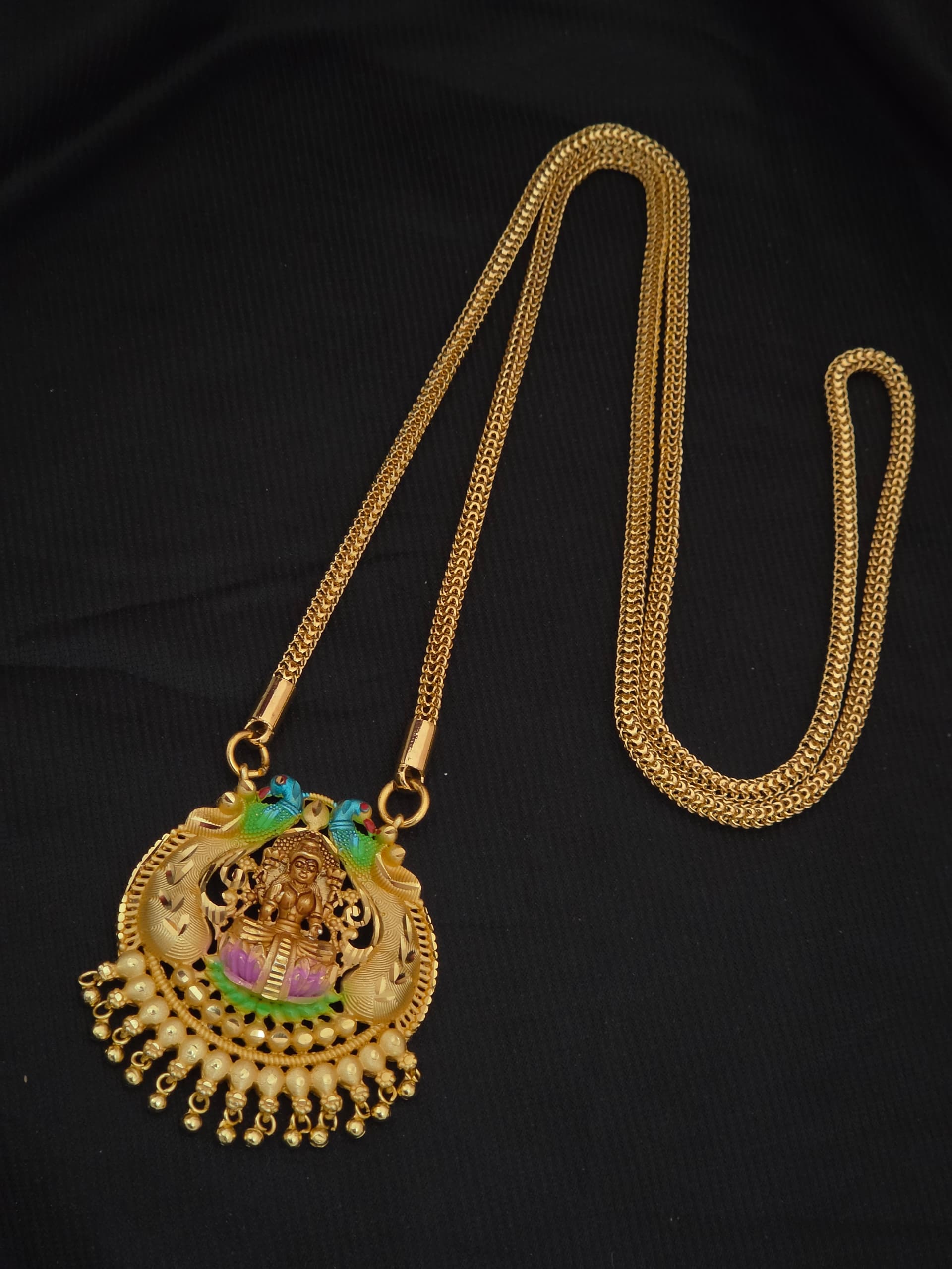 Premium foaming 32 inch enamel lakshmi dollar chain