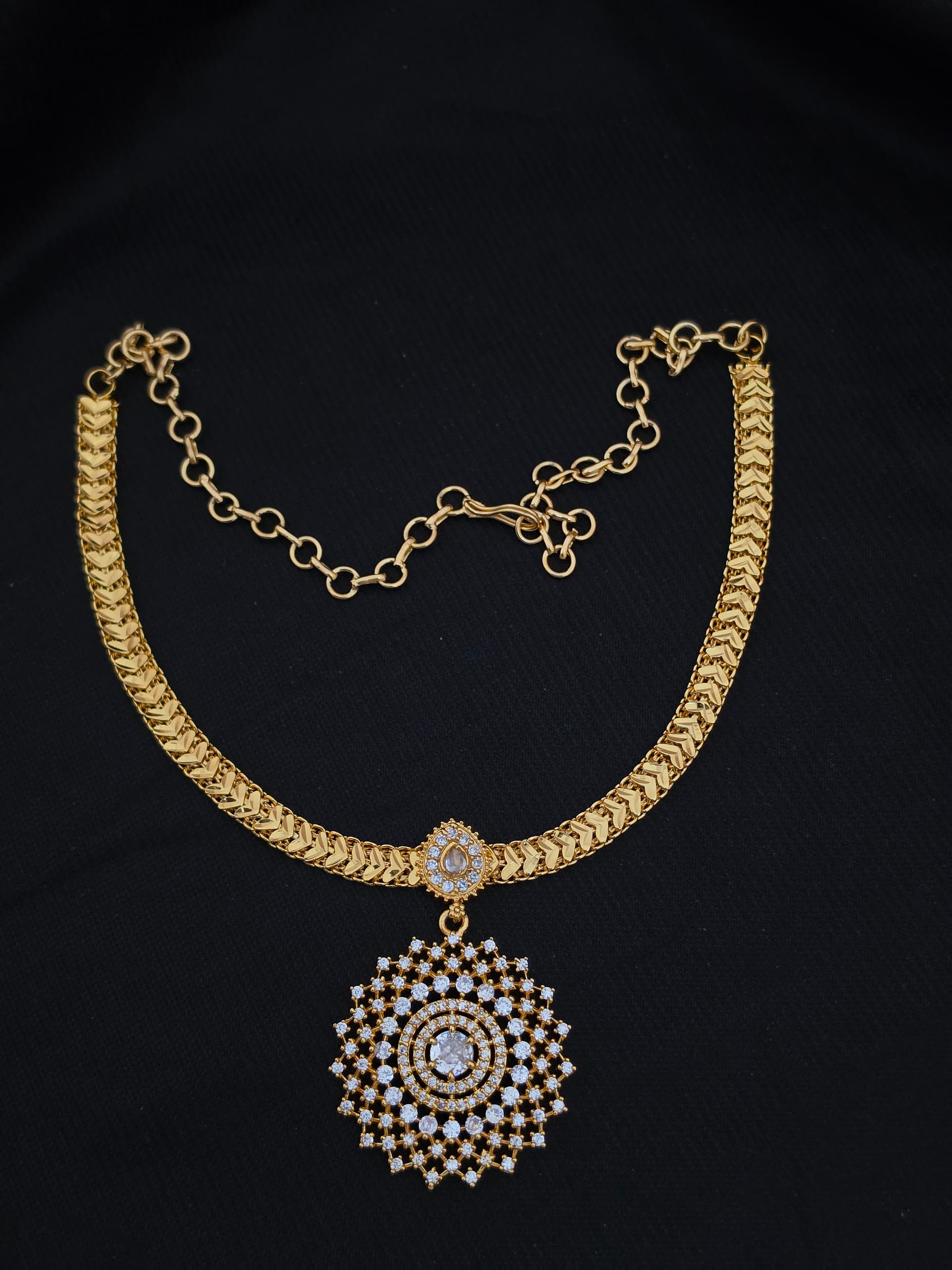 Premium micro ad stone attigai